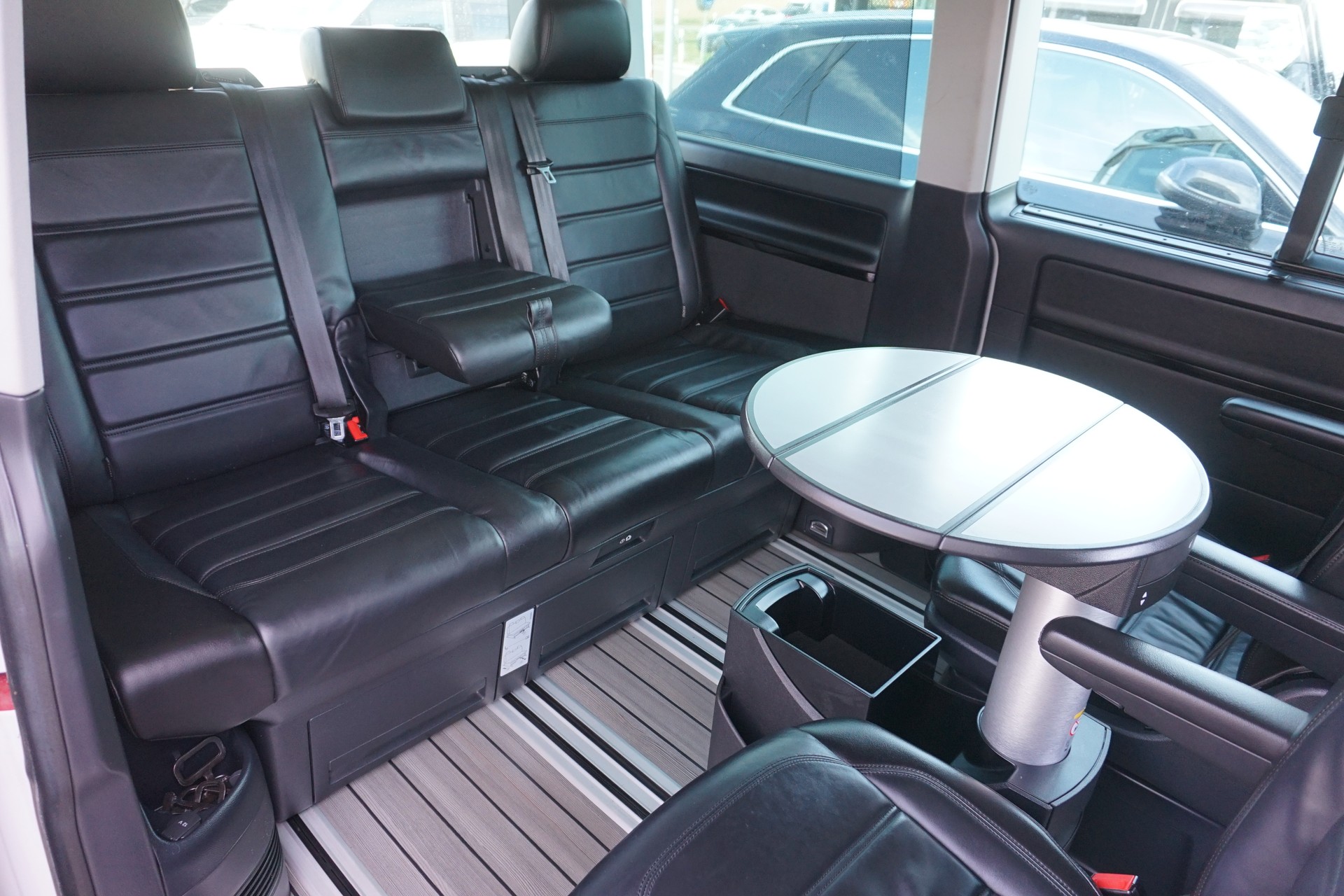 VW Multivan 2.0BiTDI High 4M-image-21