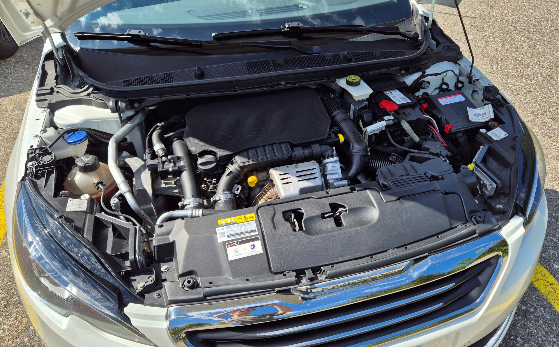 PEUGEOT 1.2 PureTech 130 Feline S/S-image-5
