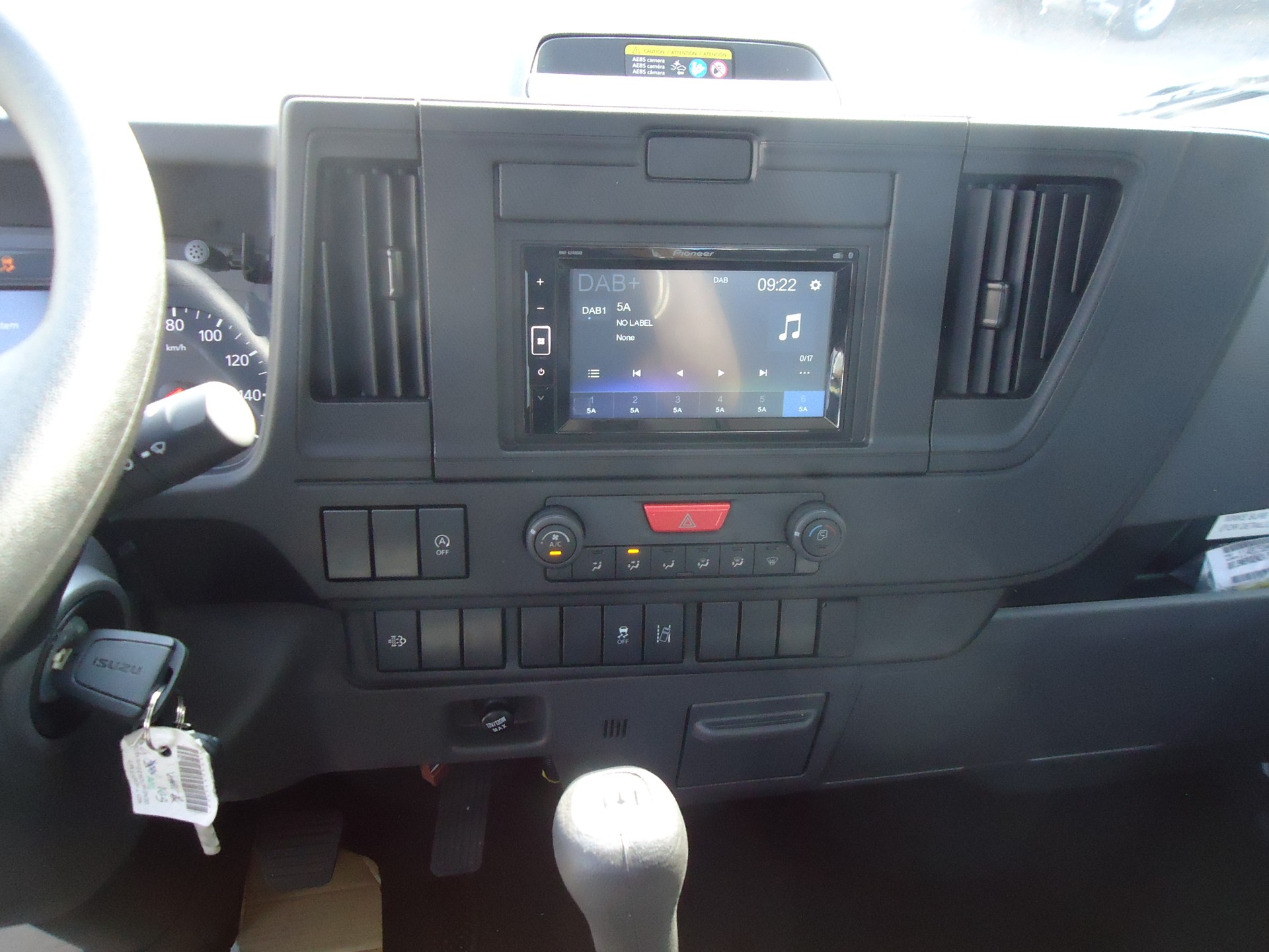 ISUZU M21 TT F - Generation 3 - Ponte Fisso in Alluminio - Gru DN-LEVAT 3.6 S3 - Gancio Traino KG. 3500-image-9