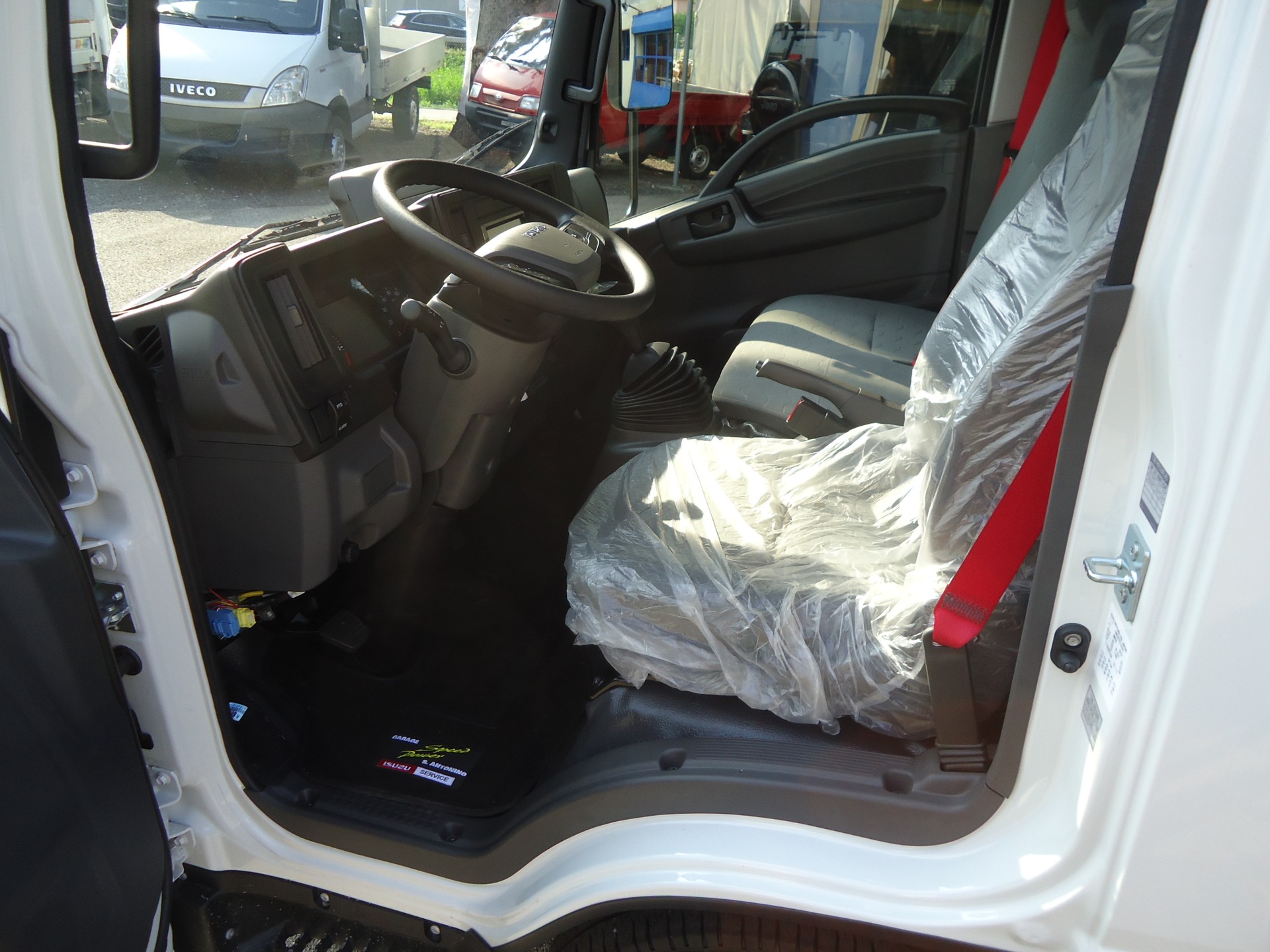 ISUZU M21 TT F - Generation 3 - Ponte Fisso in Alluminio - Gru DN-LEVAT 3.6 S3 - Gancio Traino KG. 3500-image-8