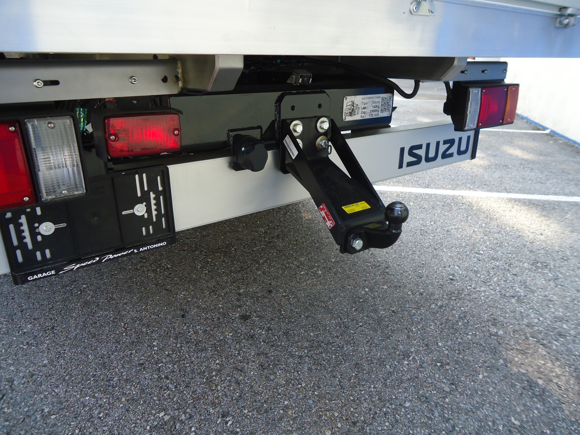 ISUZU M21 TT F - Generation 3 - Ponte Fisso in Alluminio - Gru DN-LEVAT 3.6 S3 - Gancio Traino KG. 3500-image-5