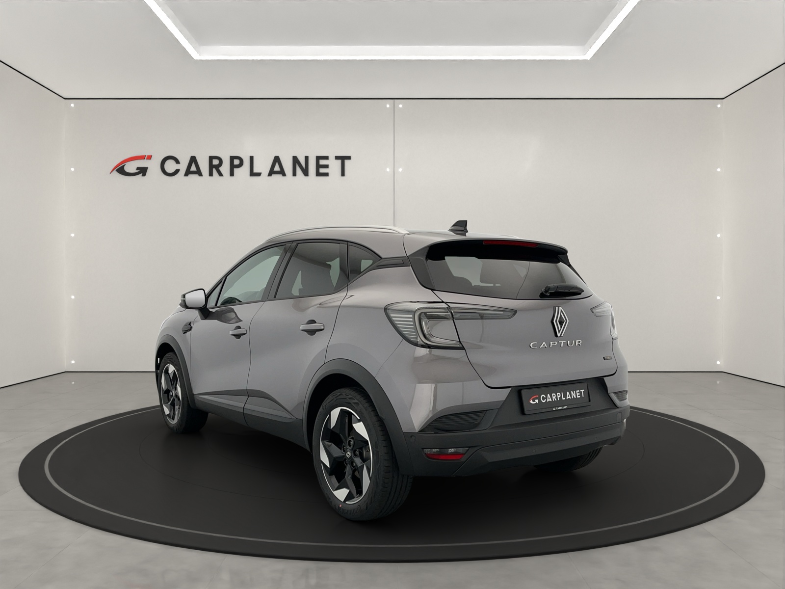 RENAULT Captur 1.8 E-Tech techno-showroom-element-2