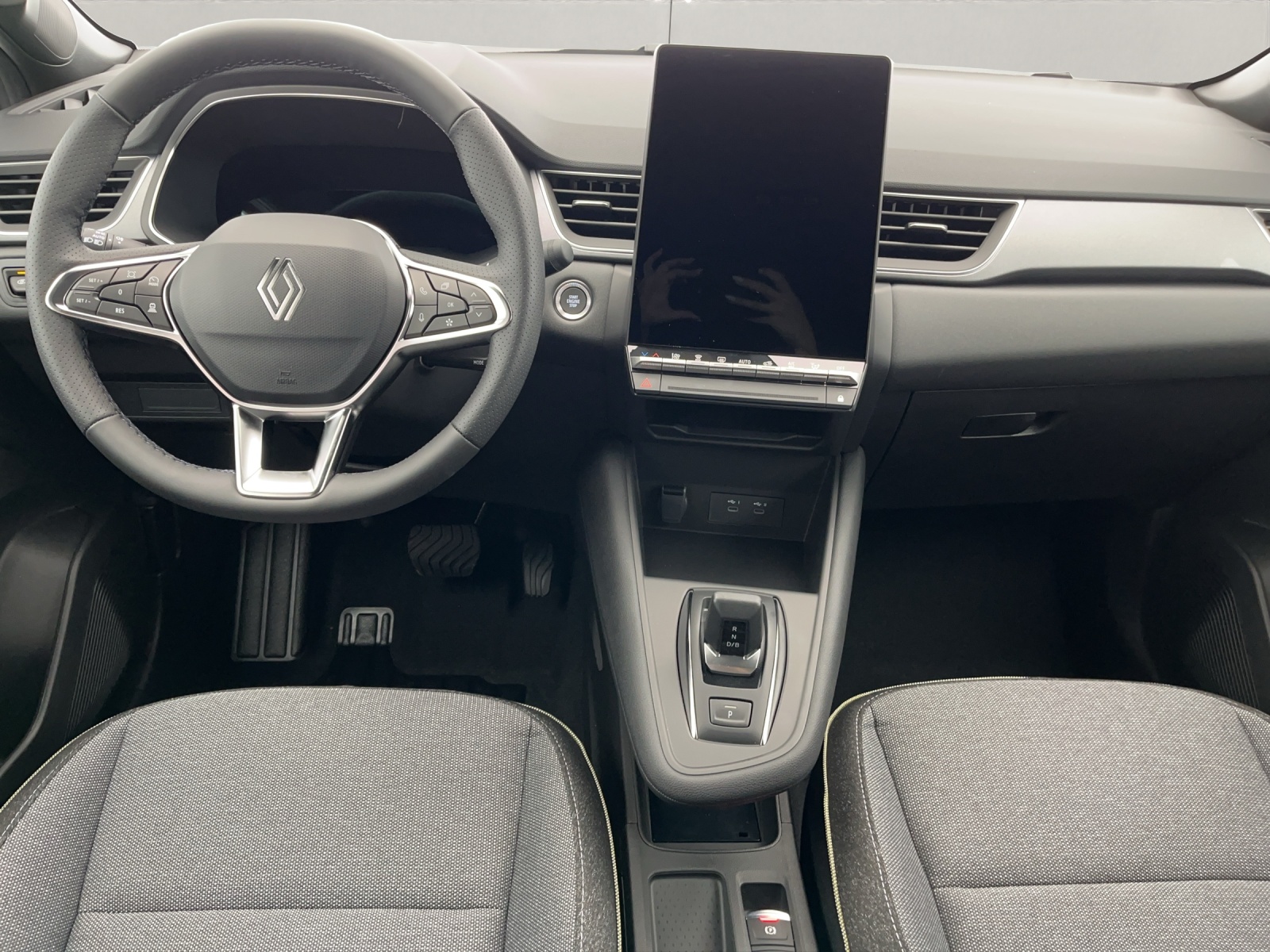 RENAULT Captur 1.8 E-Tech techno-image-8
