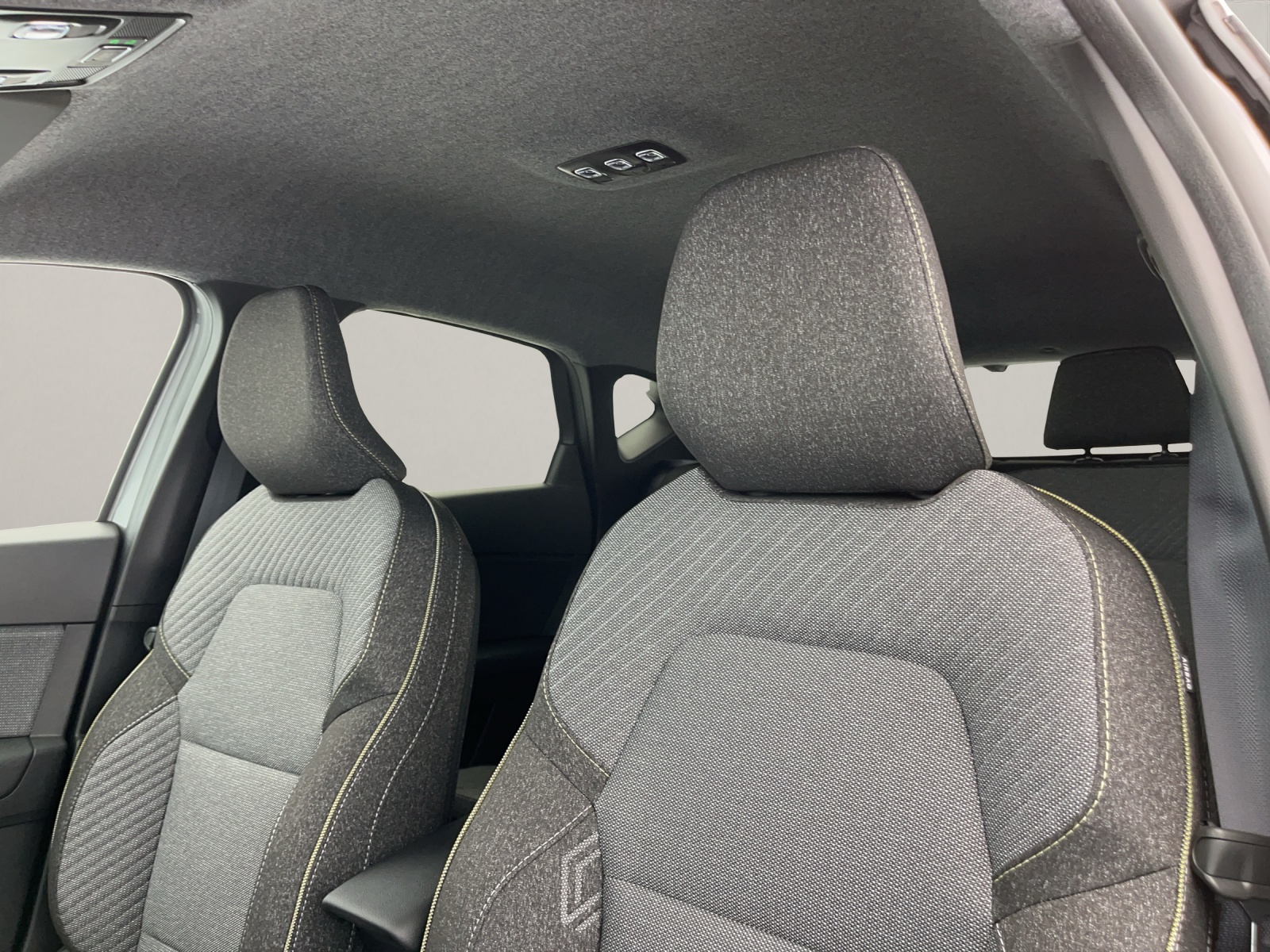 RENAULT Captur 1.8 E-Tech techno-image-14