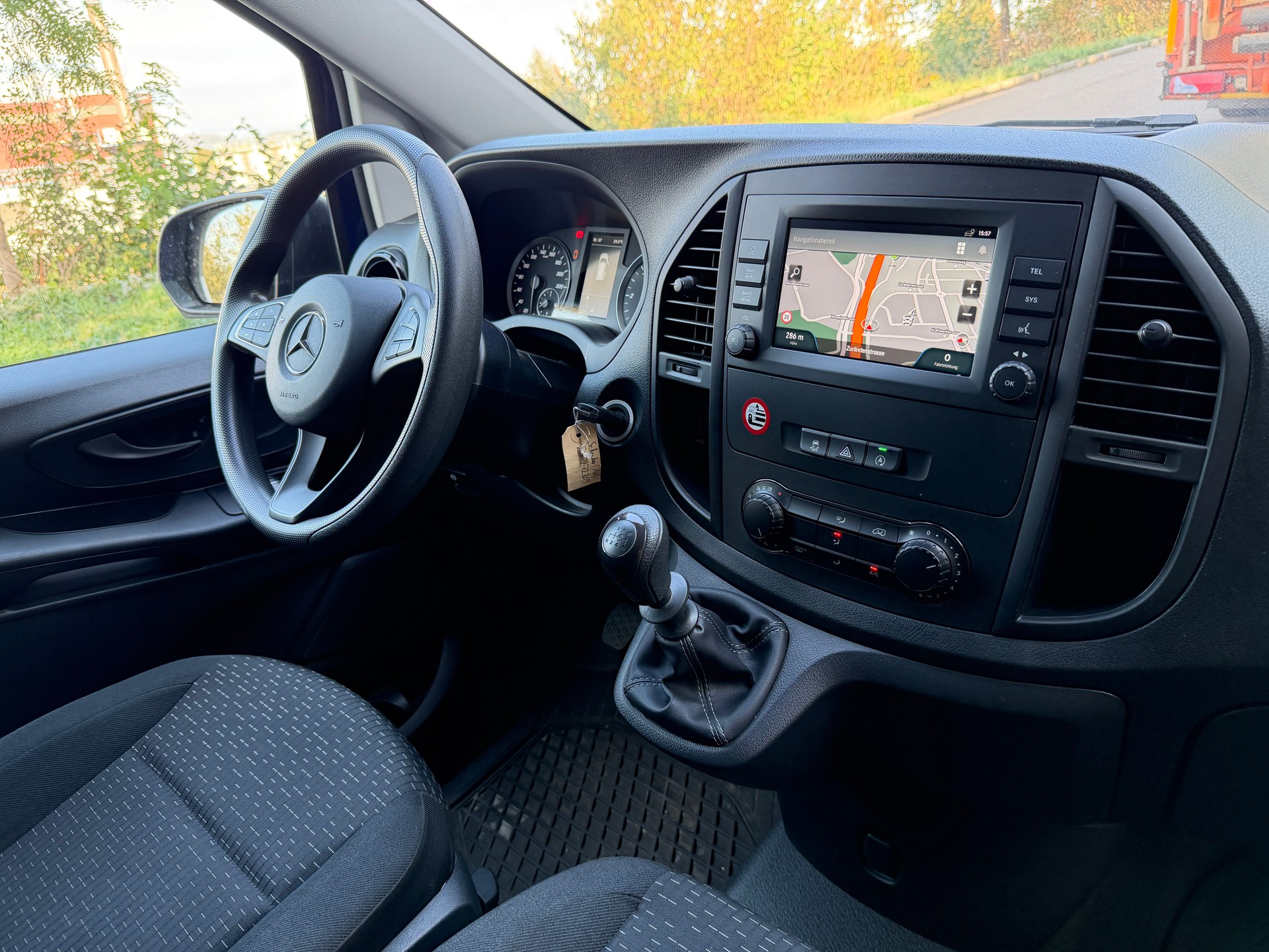MERCEDES-BENZ Vito 116 CDI Base 3 Sitze-image-1