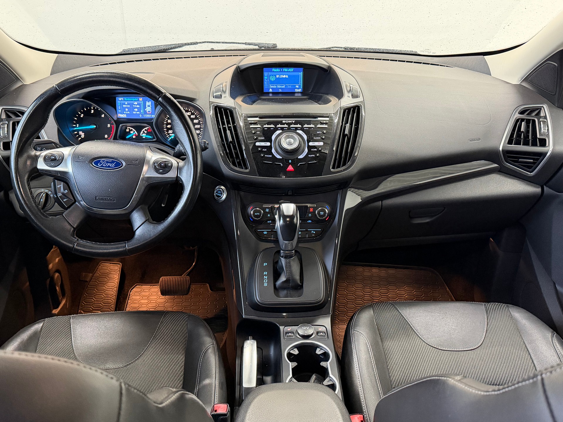 FORD Kuga 2.0 TDCi Titanium S 4WD PowerShift-image-7