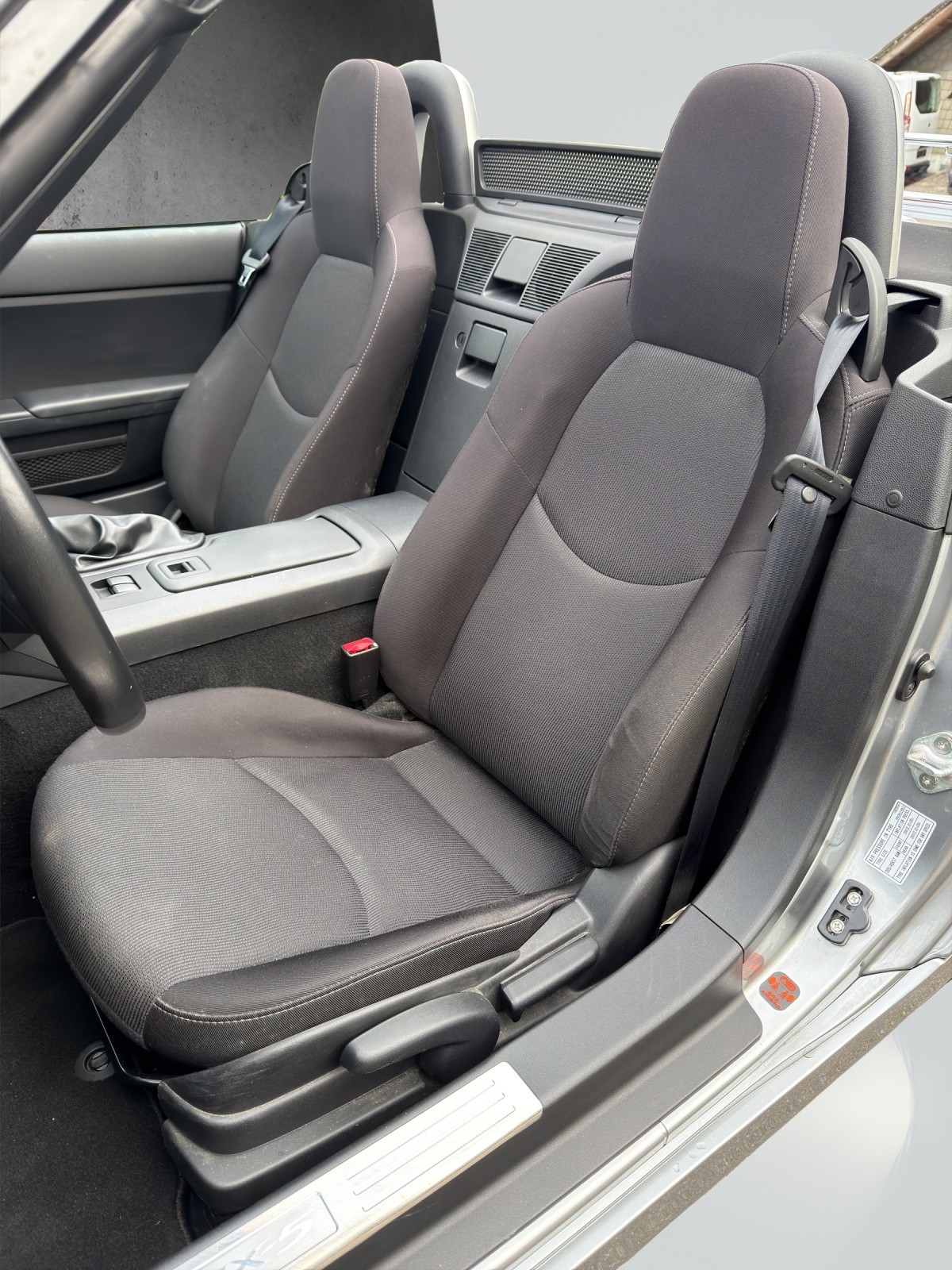 MAZDA MX-5 2.0i 16V Sport-image-9