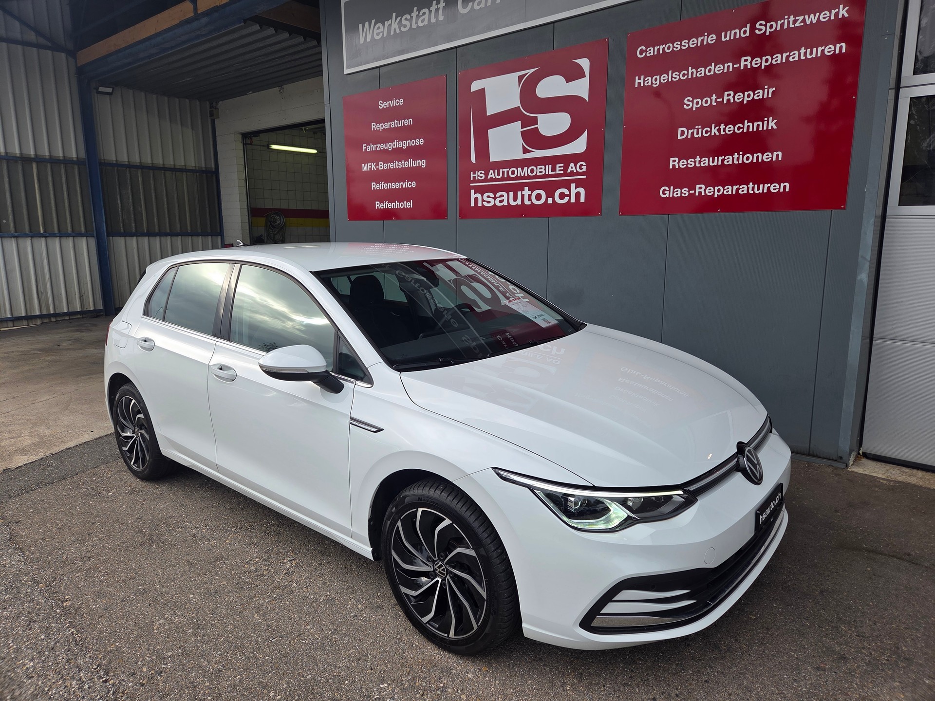 VW Golf 2.0 TSI Style DSG-image-0