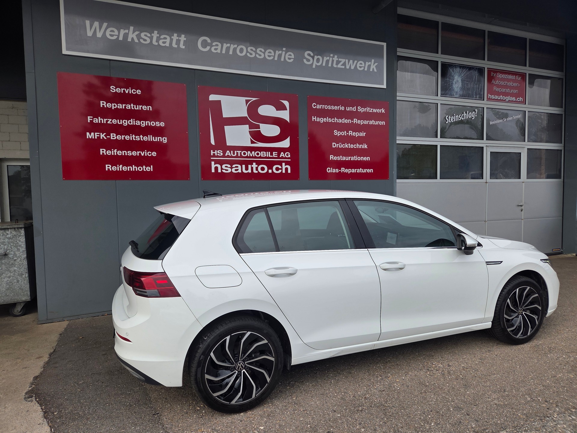 VW Golf 2.0 TSI Style DSG-image-1