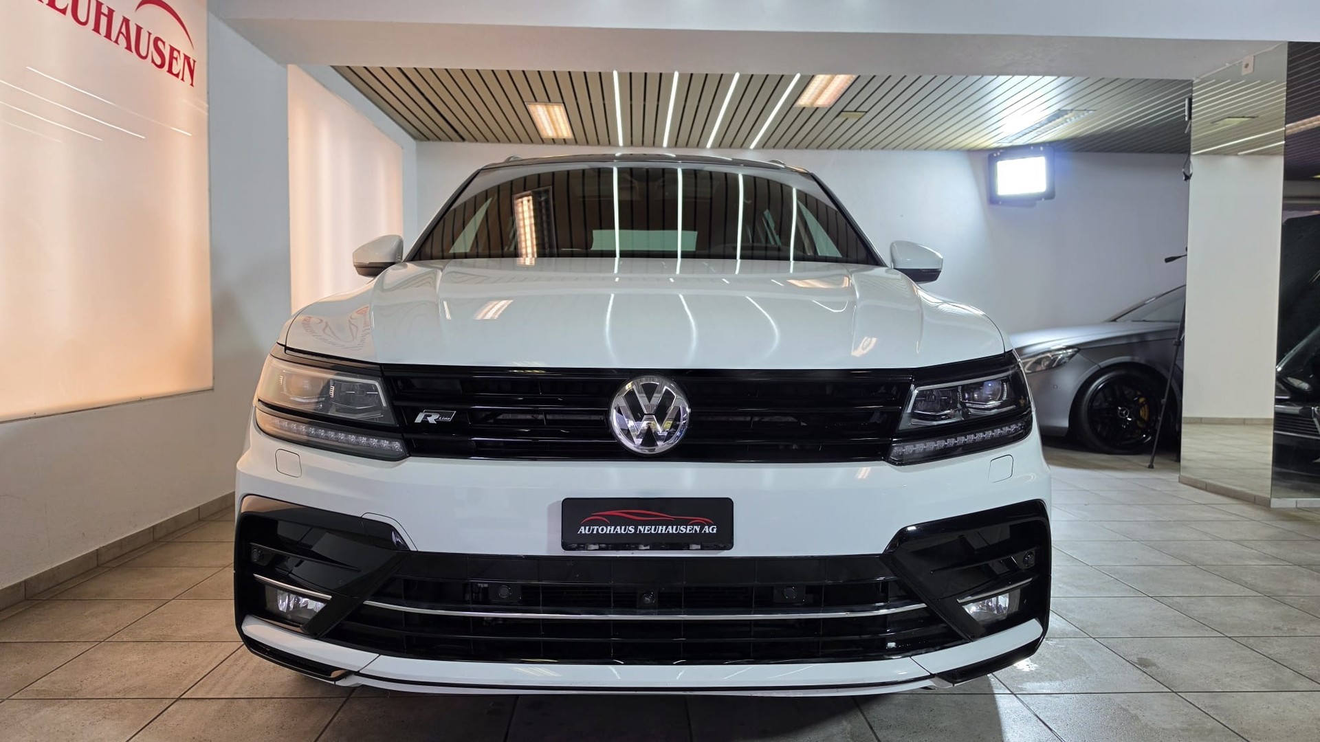 VW Tiguan 2.0 TDI SCR Sound 4Motion DSG, TOP AUSSTATTUNG, CH-FAHRZEUG, FRISCH AB SERVICE-image-1