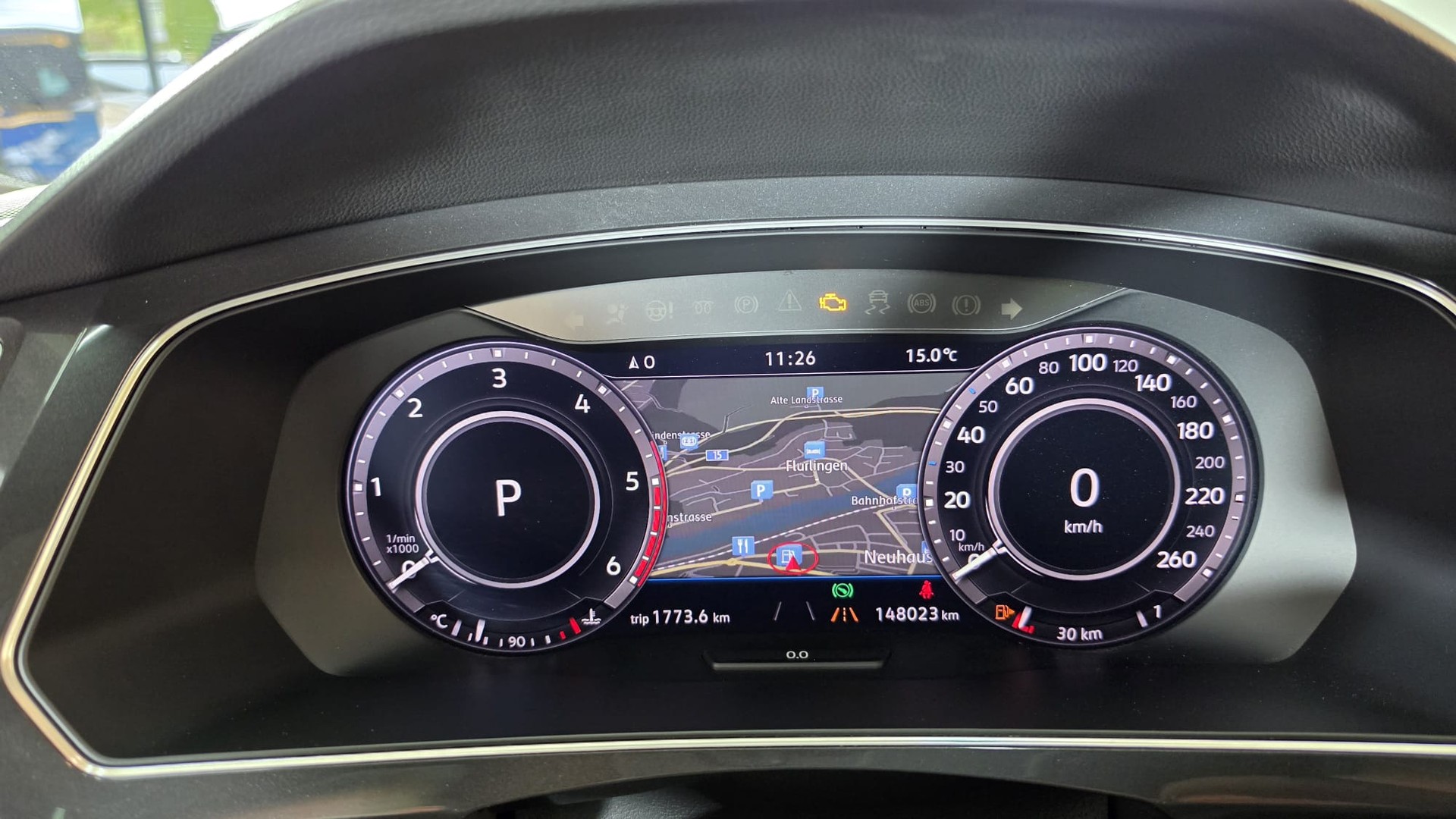 VW Tiguan 2.0 TDI SCR Sound 4Motion DSG, TOP AUSSTATTUNG, CH-FAHRZEUG, FRISCH AB SERVICE-image-9