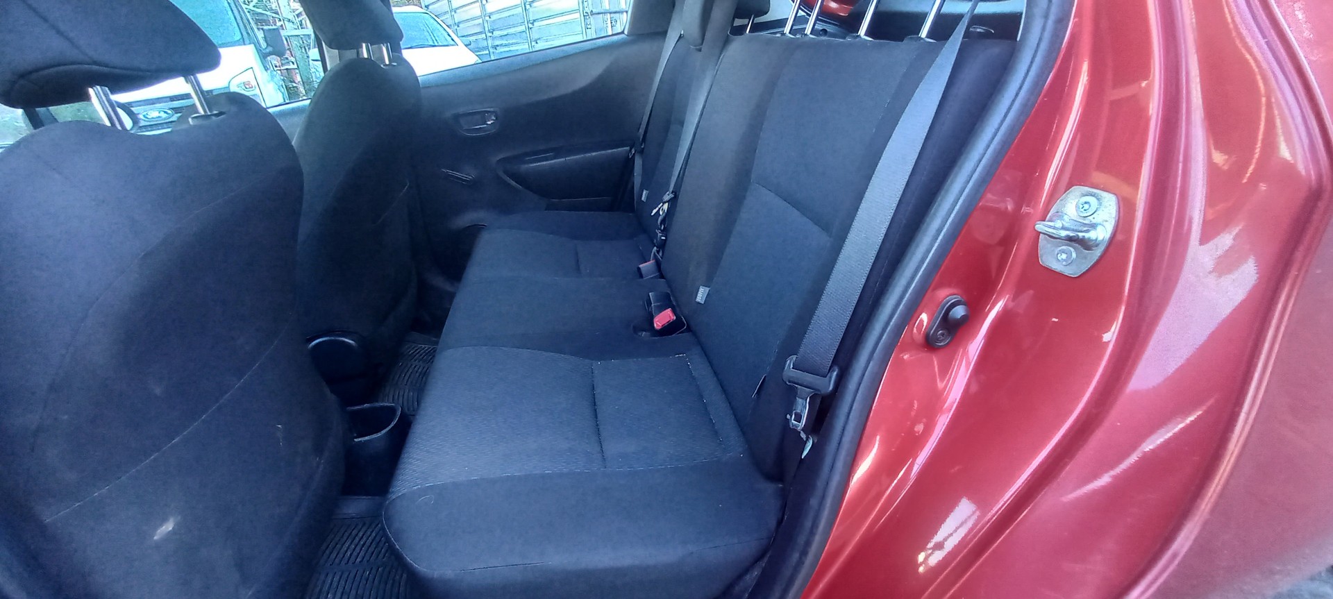 TOYOTA Yaris 1.5 VVT-i Hybrid Luna CVT-image-9