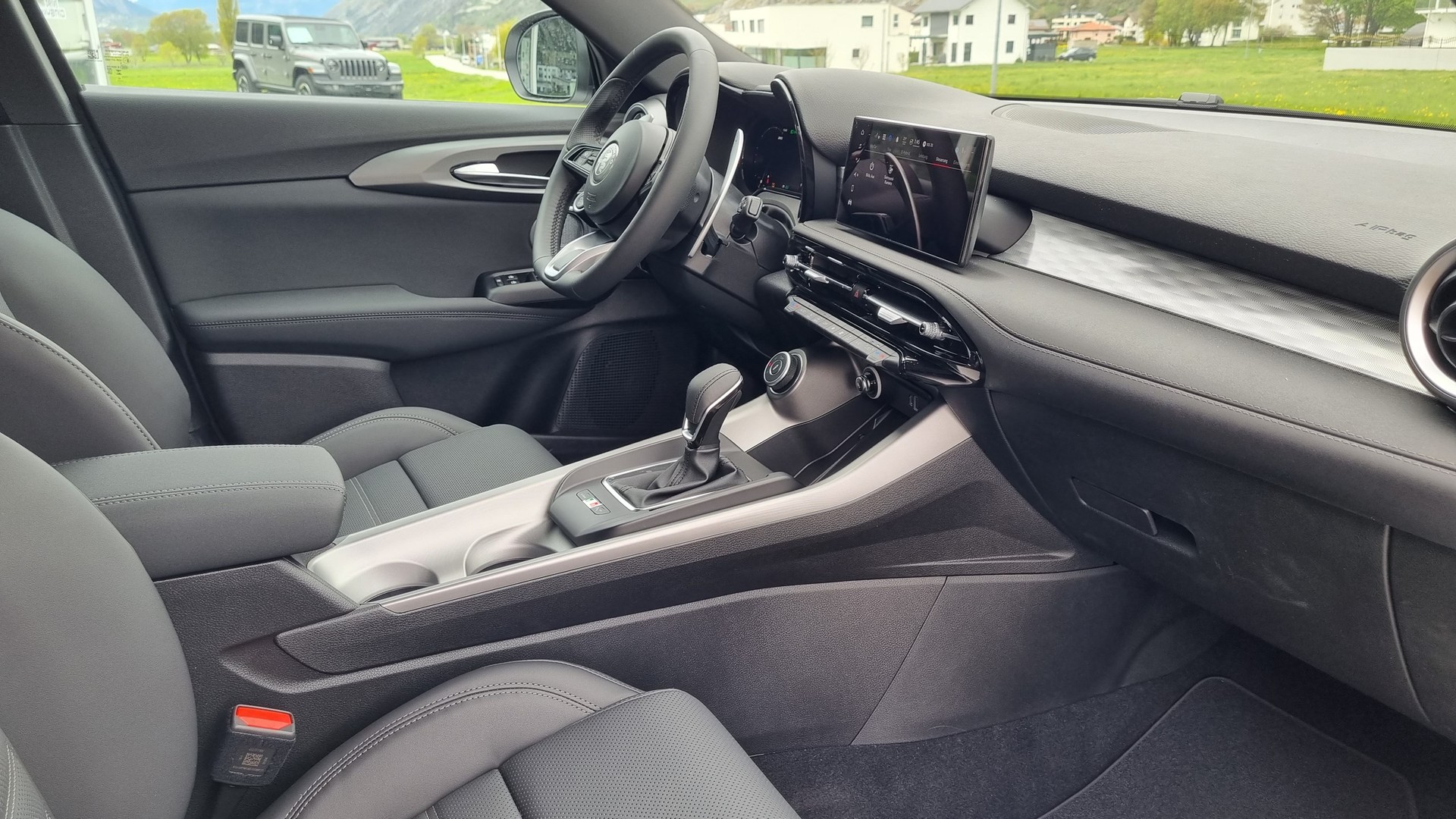 ALFA ROMEO Tonale 1.3 Plug-in-Hybrid Q4 Veloce-image-10