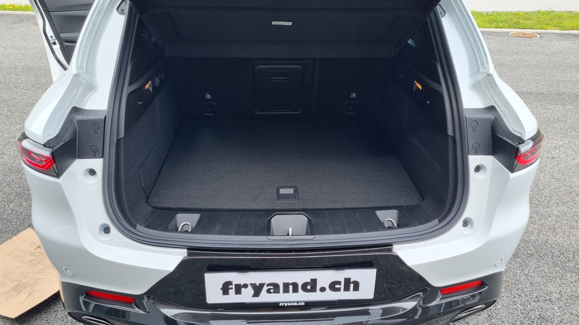 ALFA ROMEO Tonale 1.3 Plug-in-Hybrid Q4 Veloce-image-13