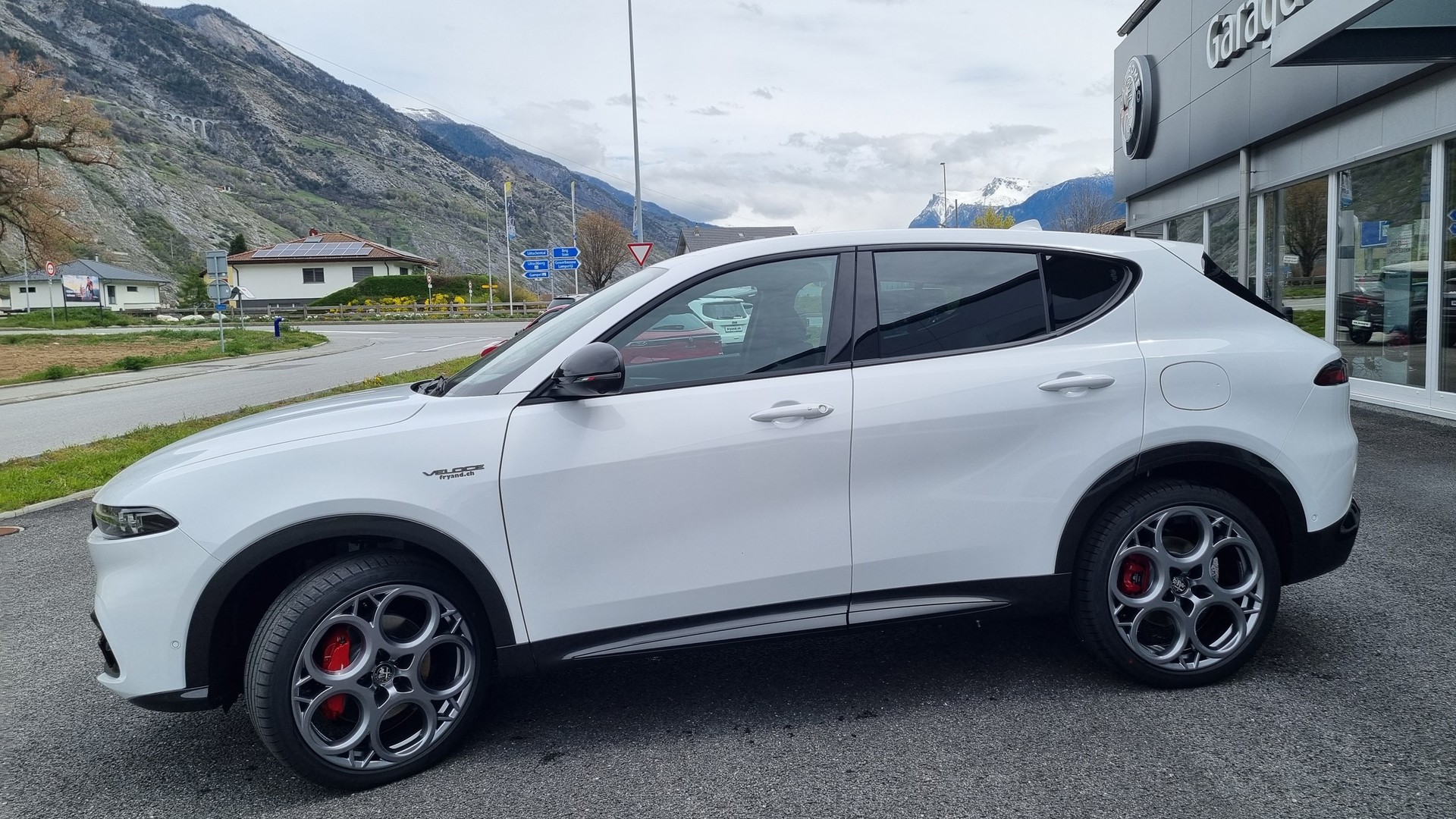 ALFA ROMEO Tonale 1.3 Plug-in-Hybrid Q4 Veloce-image-3