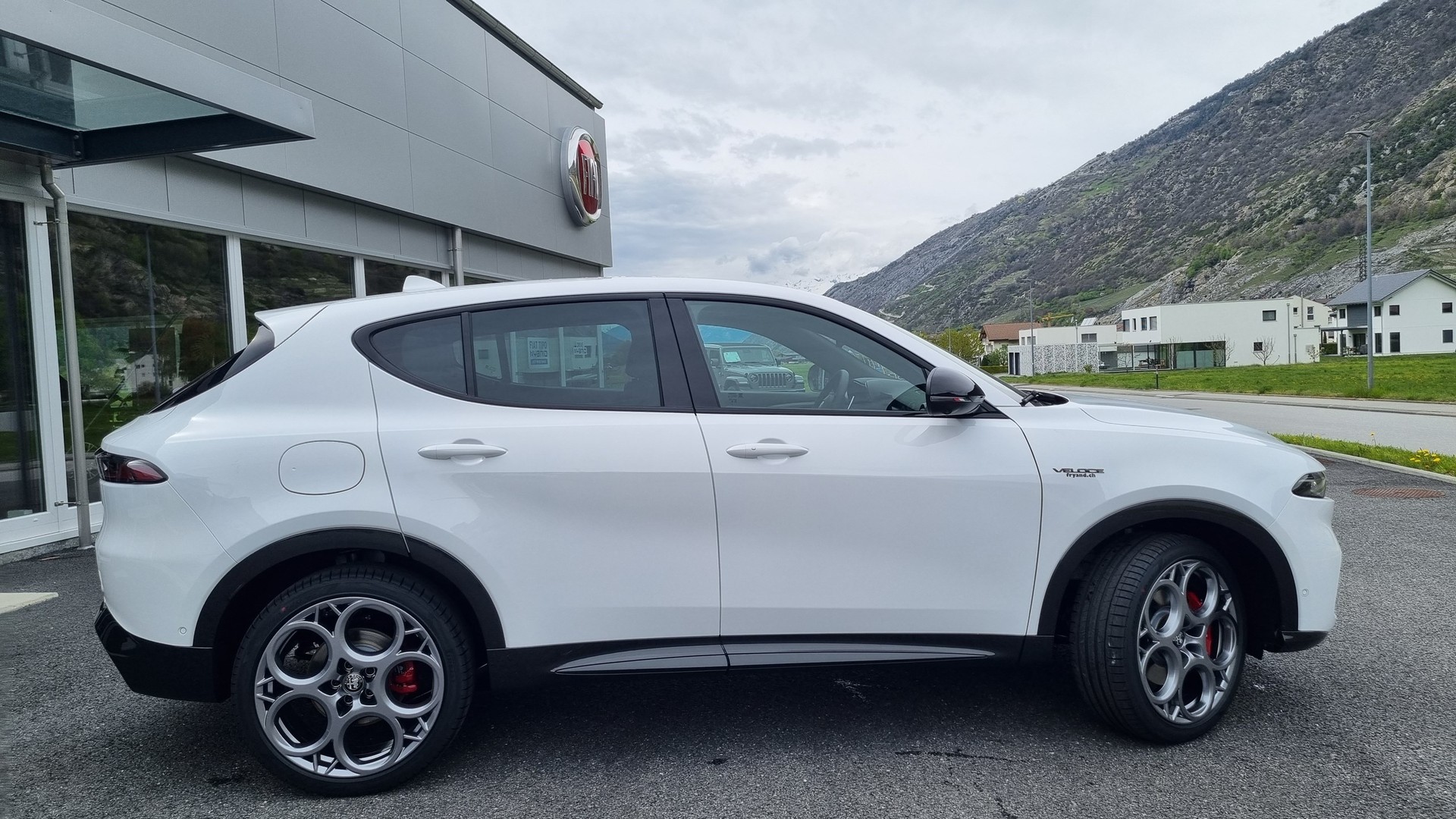 ALFA ROMEO Tonale 1.3 Plug-in-Hybrid Q4 Veloce-image-7