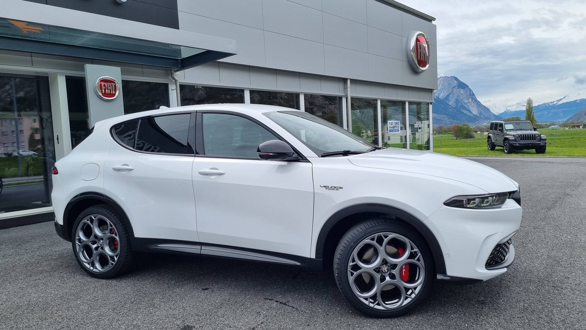ALFA ROMEO Tonale 1.3 Plug-in-Hybrid Q4 Veloce-image-8