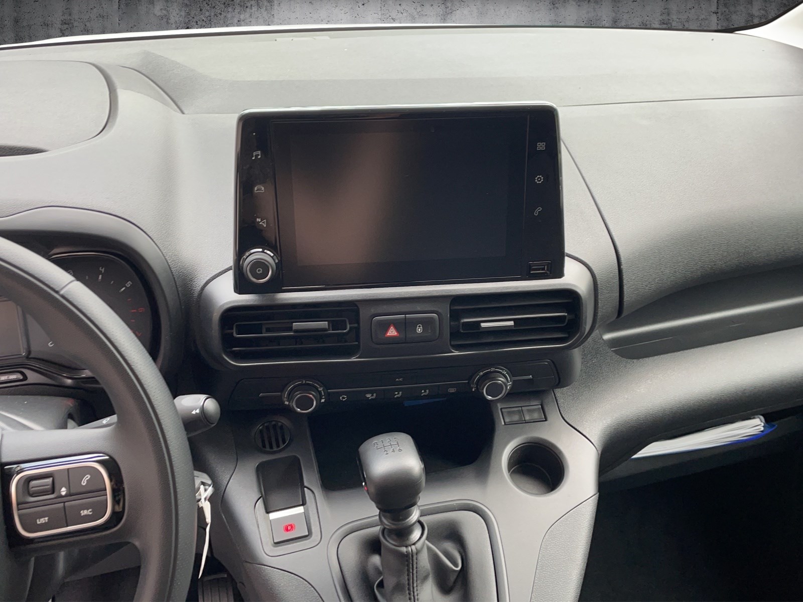 FIAT Doblo Kaw. L1 1.2 PureTech Swiss Plus-image-10