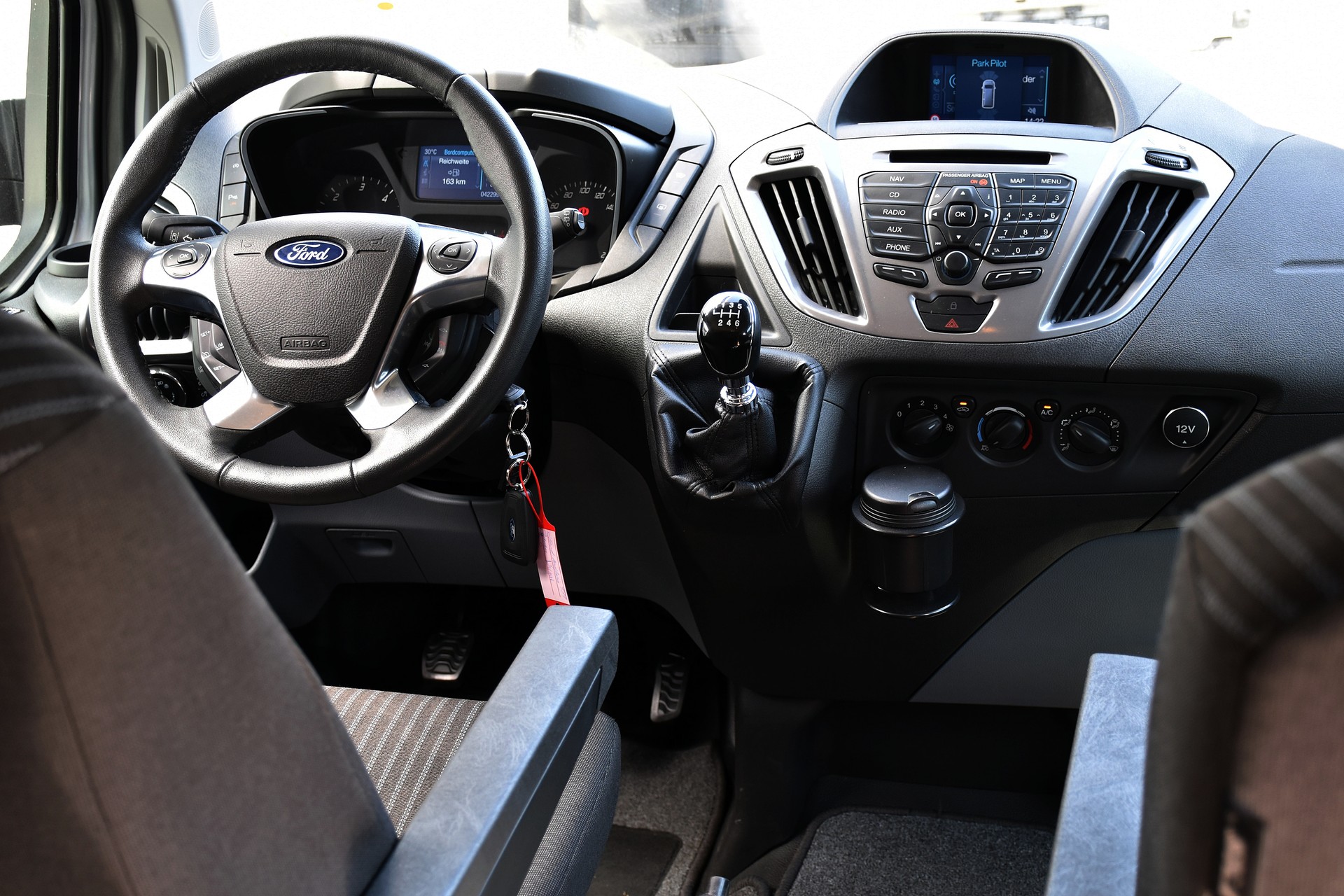 FORD TRANSIT CUSTOM NUGGET WESTFALIA HOCHDACH H3 2,2 TDCI DIESEL-image-4