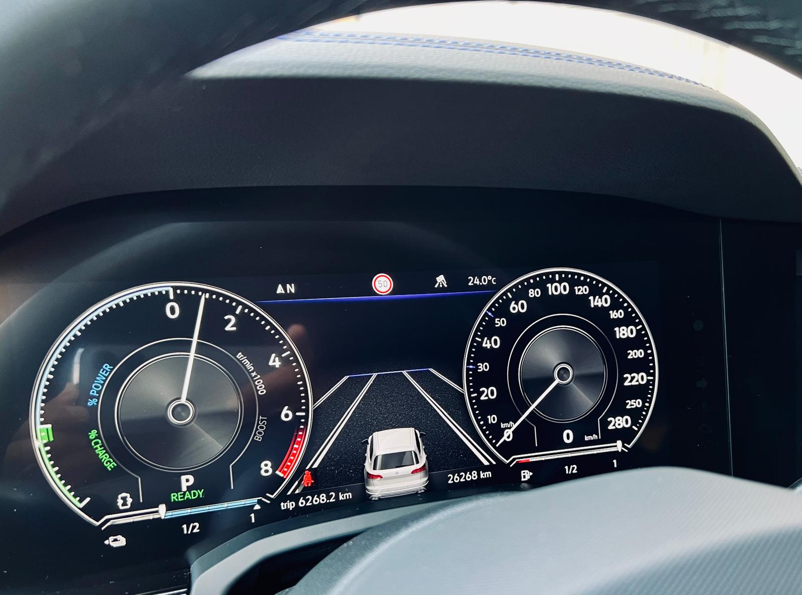 VW Touareg 3.0 TSI eHybrid R Tiptronic-image-19