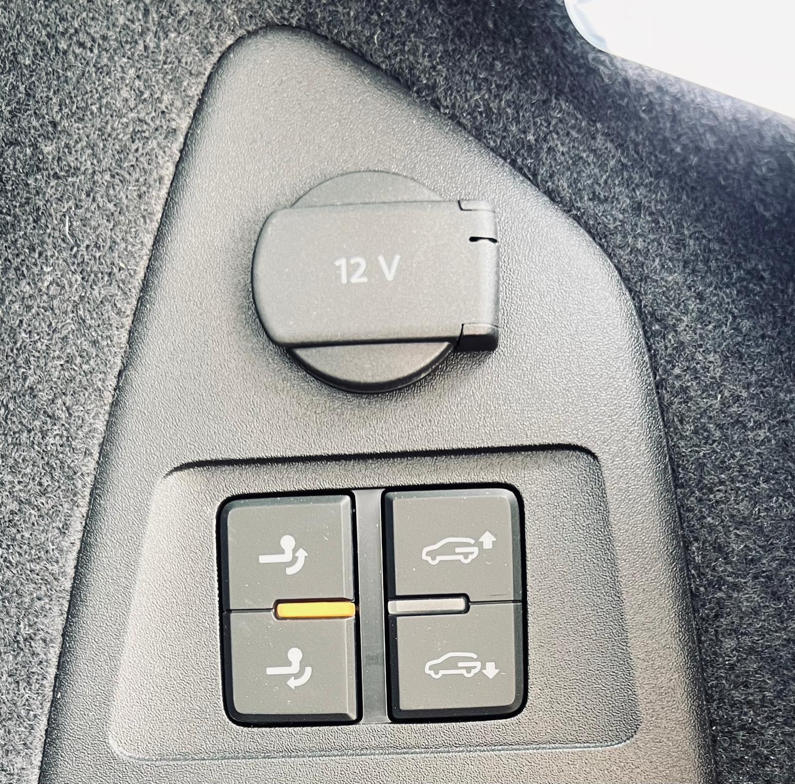 VW Touareg 3.0 TSI eHybrid R Tiptronic-image-21