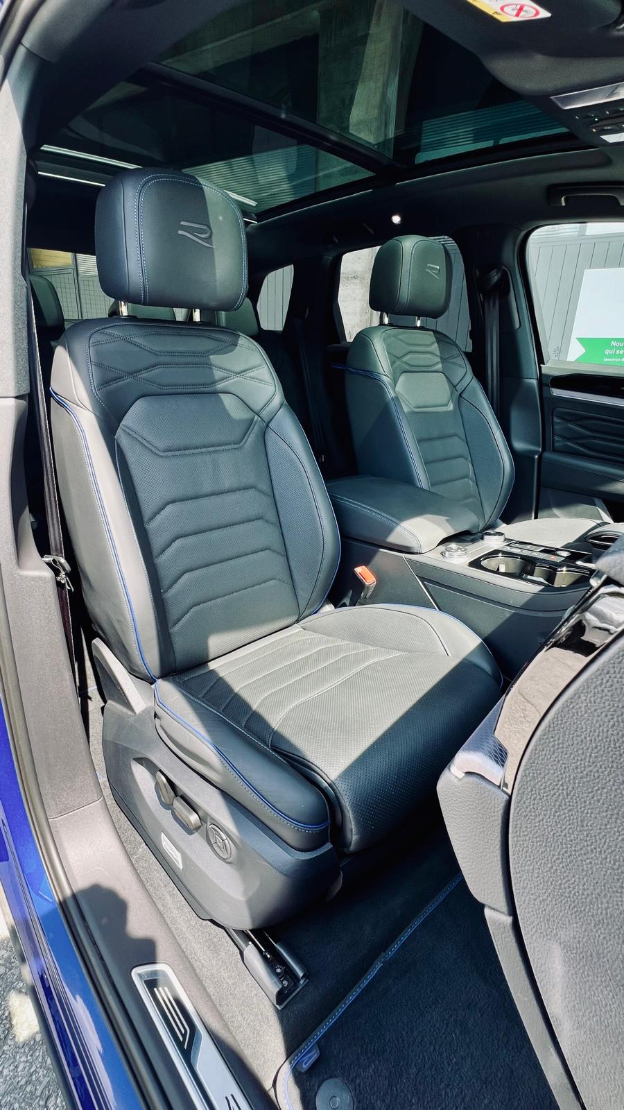 VW Touareg 3.0 TSI eHybrid R Tiptronic-image-13