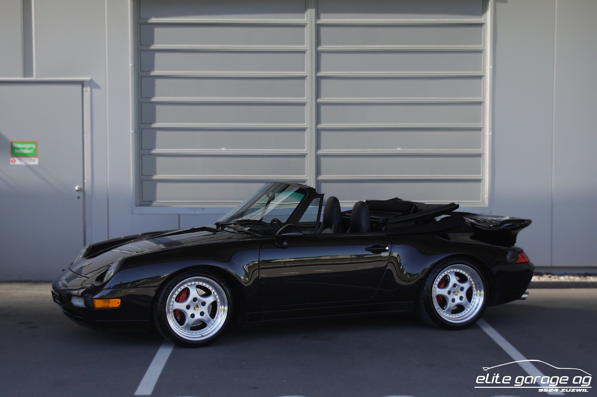 PORSCHE 911 Carrera Cabrio-image-0