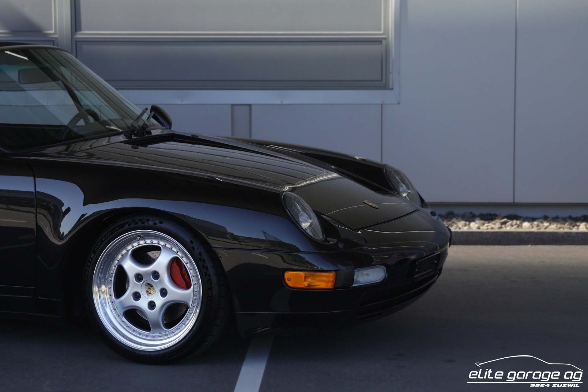PORSCHE 911 Carrera Cabrio-image-8