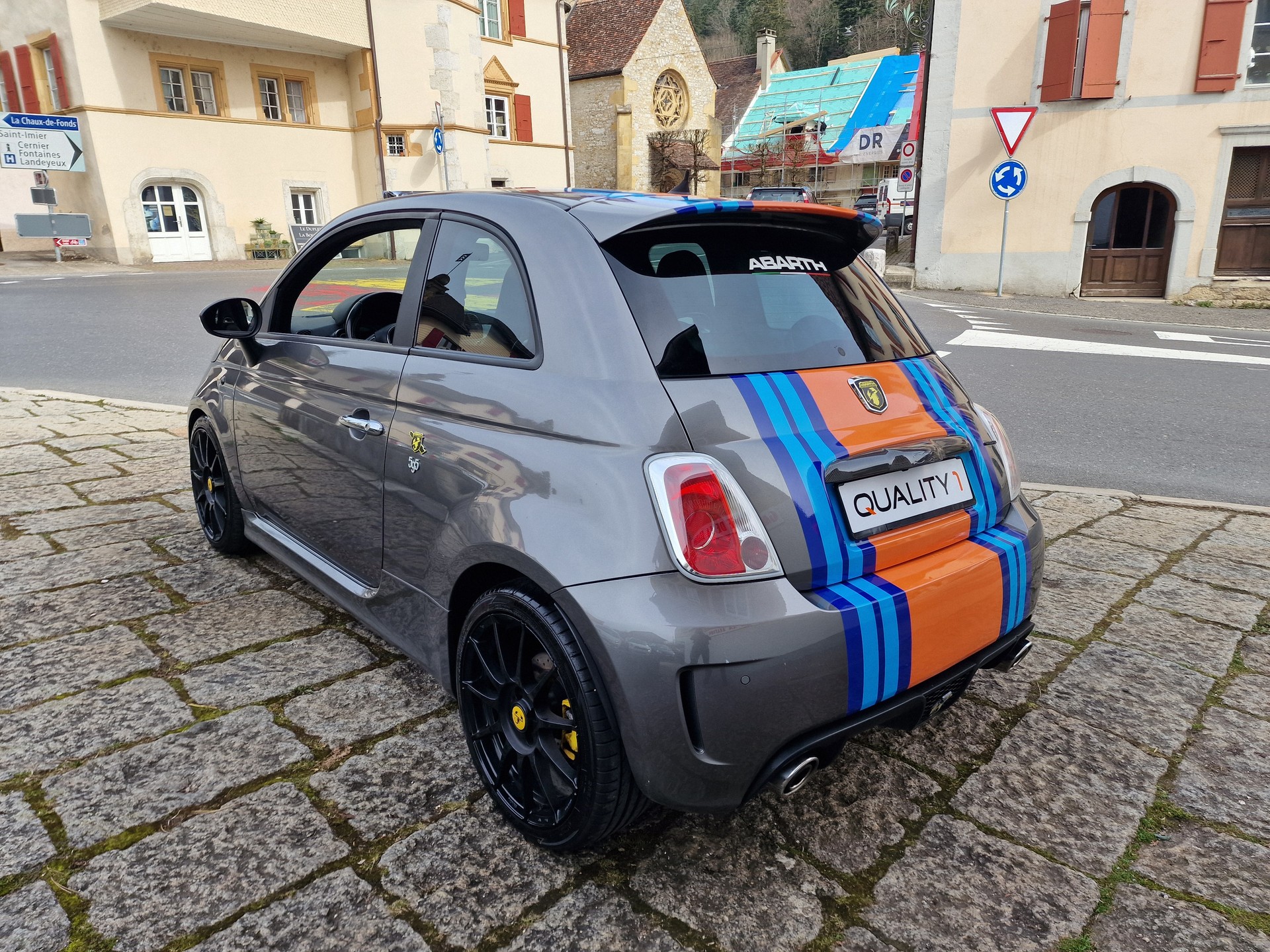FIAT 500 1.4 16V Turbo Abarth 695 SS-image-5