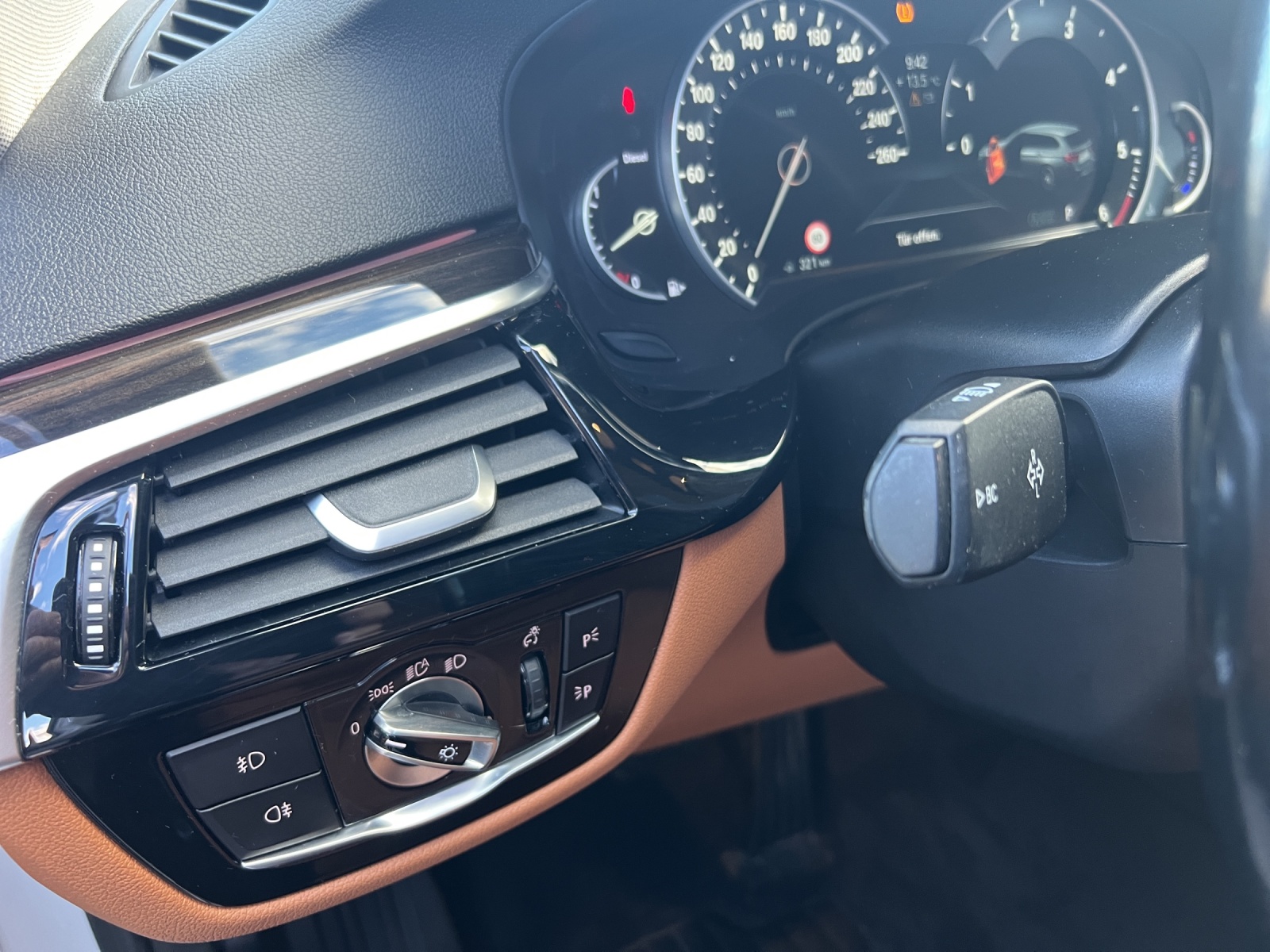 BMW 540d xDrive Touring Steptronic-image-21