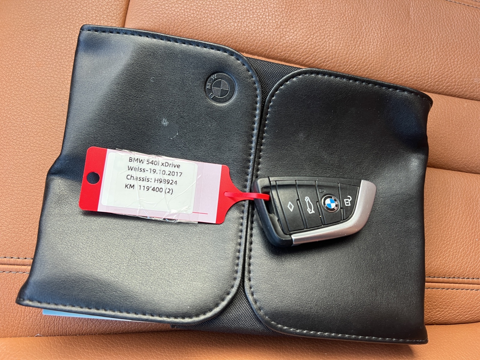 BMW 540d xDrive Touring Steptronic-image-23