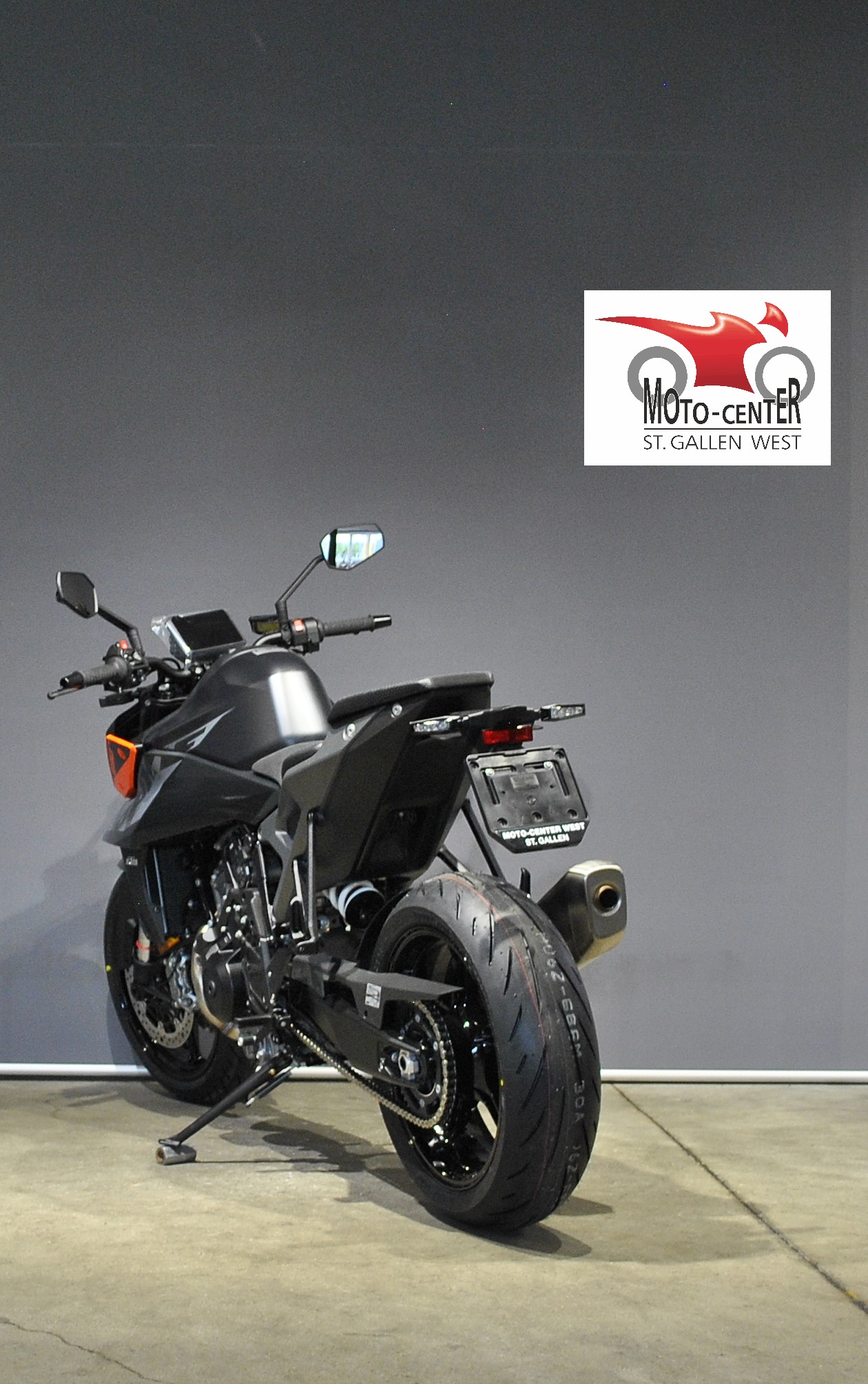 KTM 990 Duke-showroom-element-3