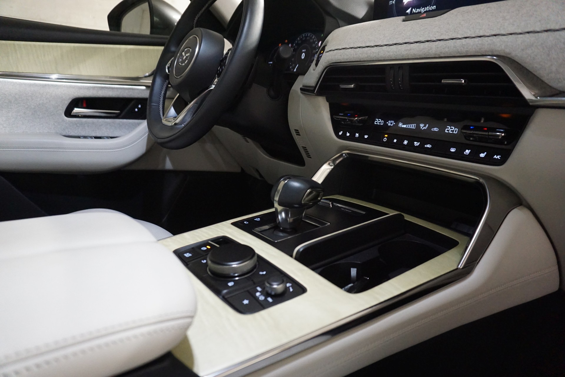 MAZDA CX-60 e-Skyactiv PHEV 327 AWD Takumi-image-10