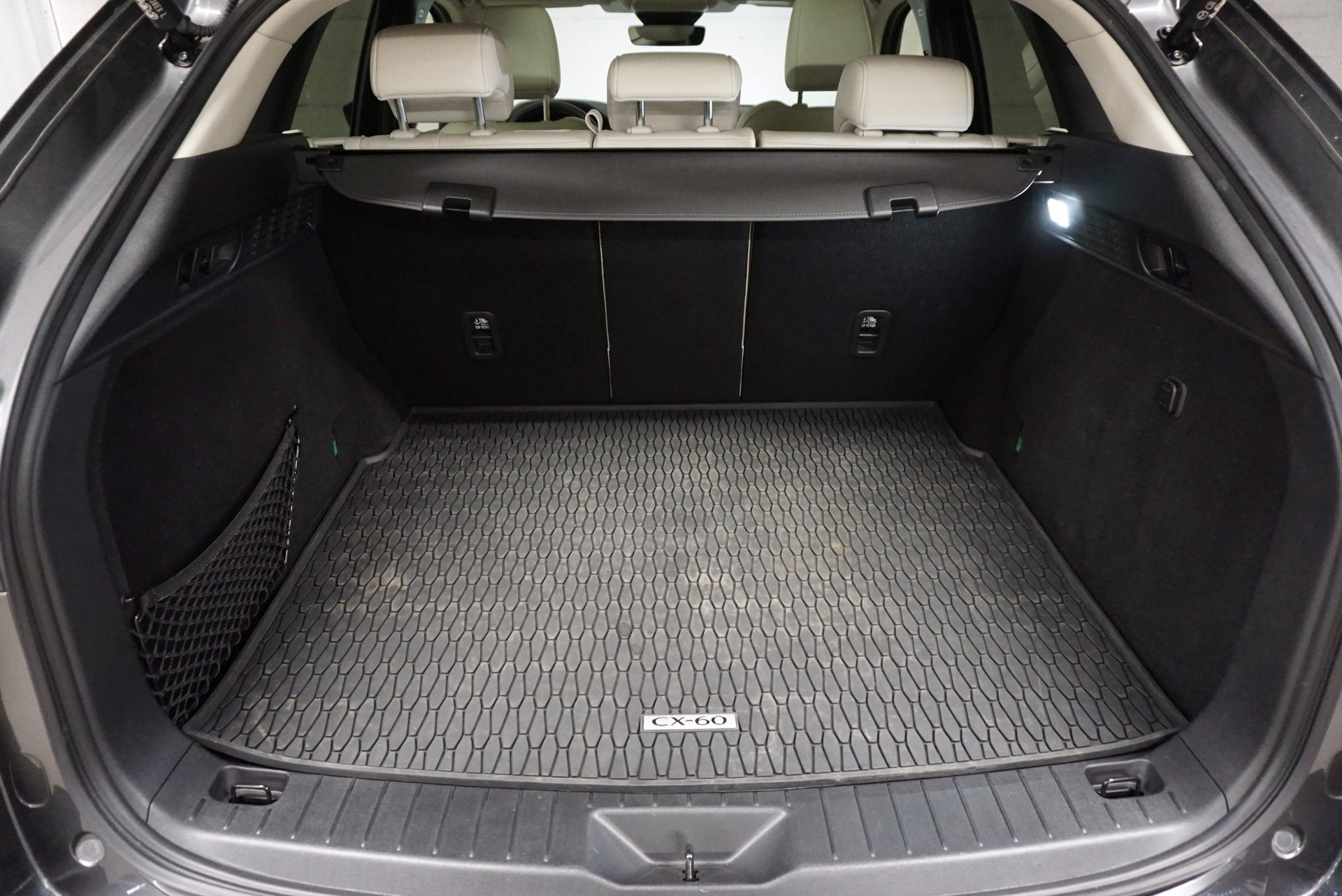 MAZDA CX-60 e-Skyactiv PHEV 327 AWD Takumi-image-13
