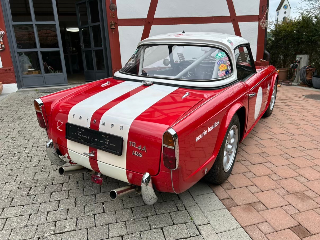 TRIUMPH TR4A IRS Rallye