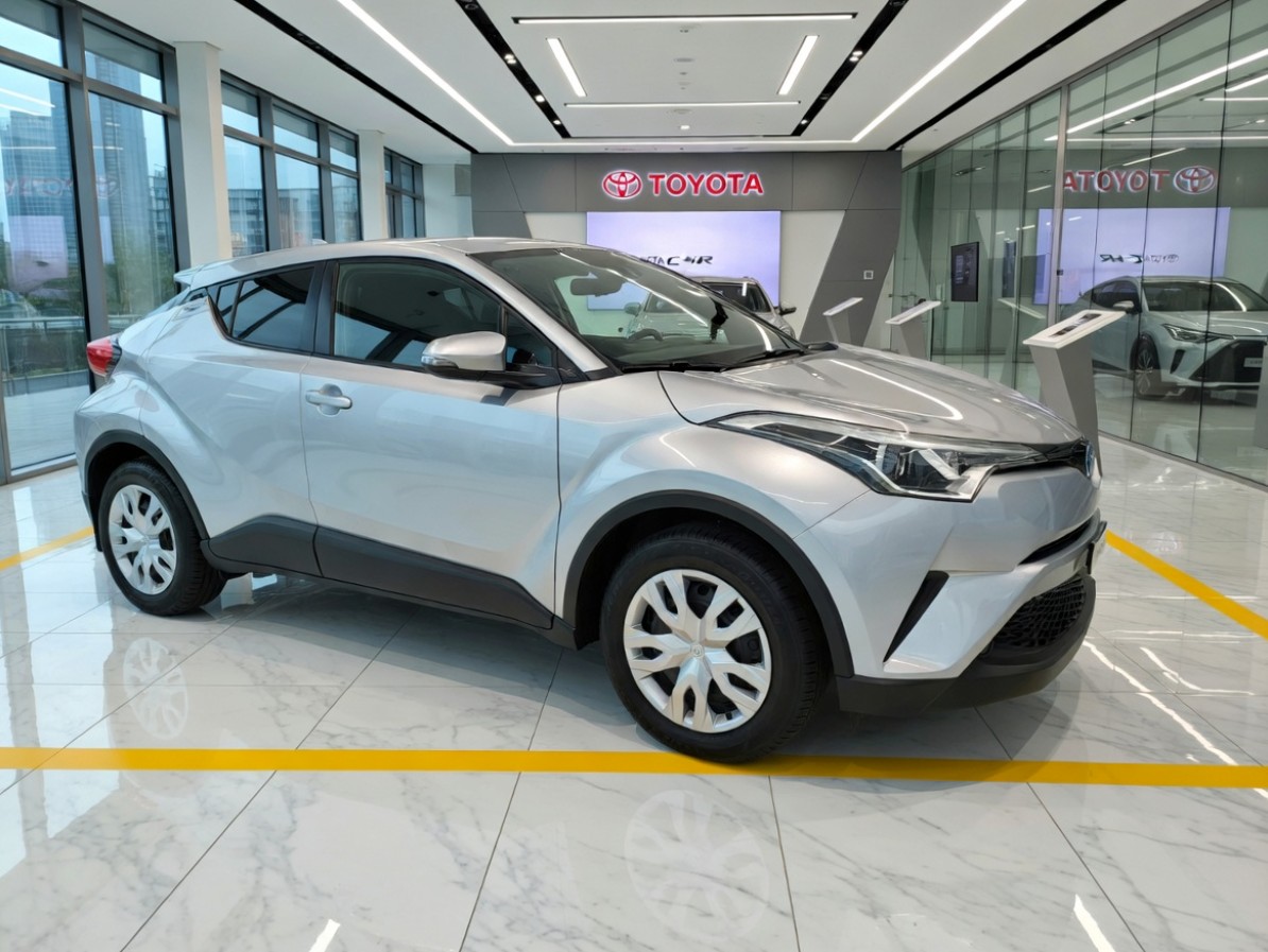 TOYOTA C-HR 1.2 Turbo Active 116 PS | CH-Frzg | Servicegepflegt | Frisch ab MFK-image-0