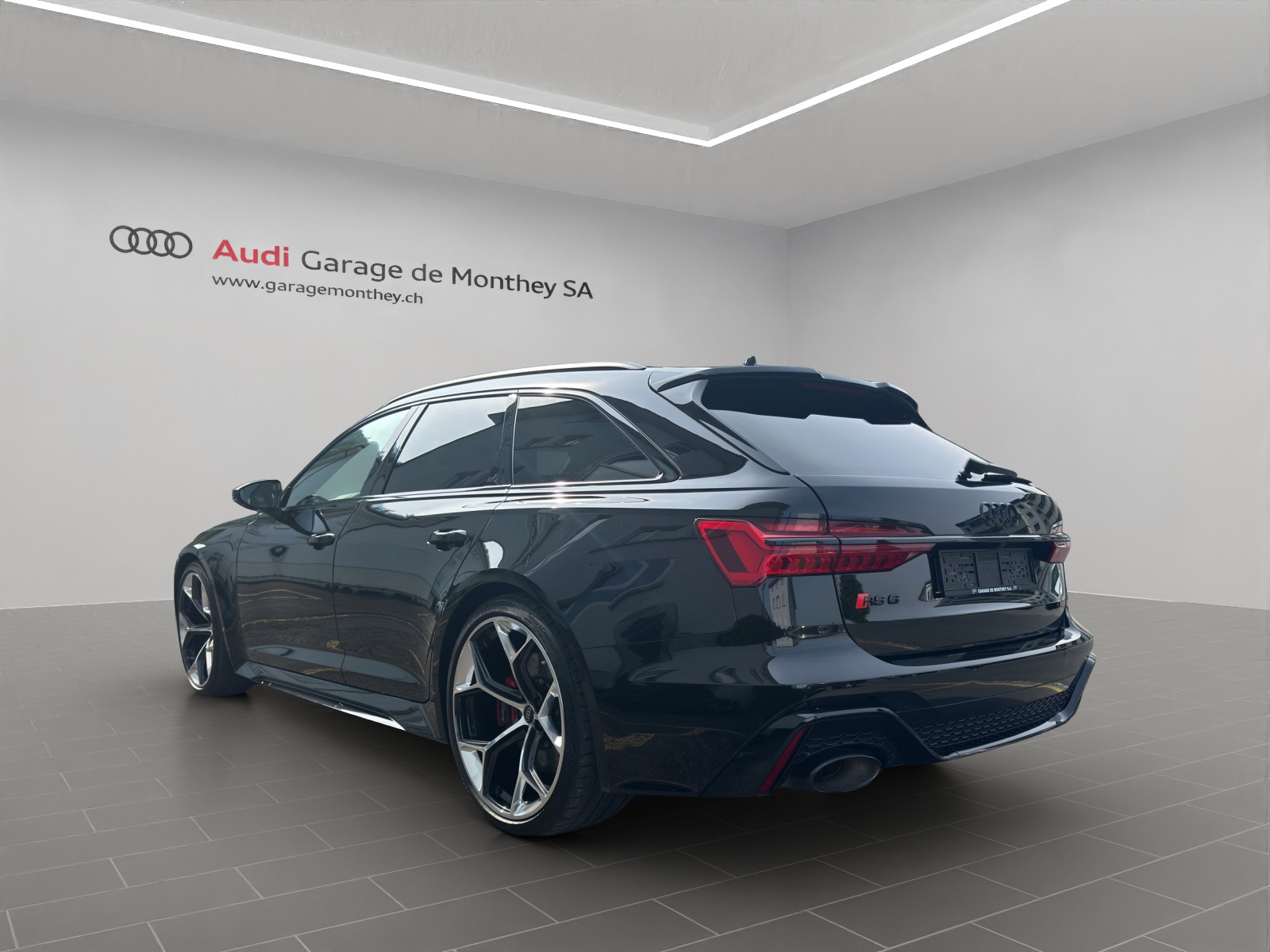 AUDI RS6 Avant 4.0 TFSI V8 Performance quattro-image-5