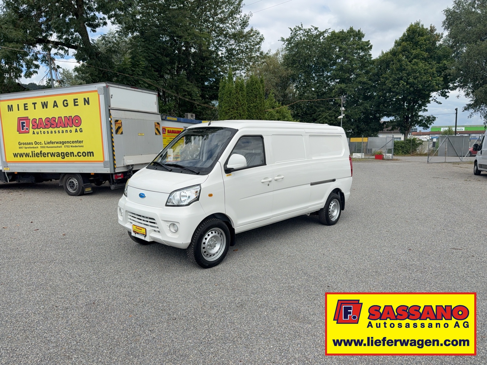 CENNTRO Logistar 200 L1H1