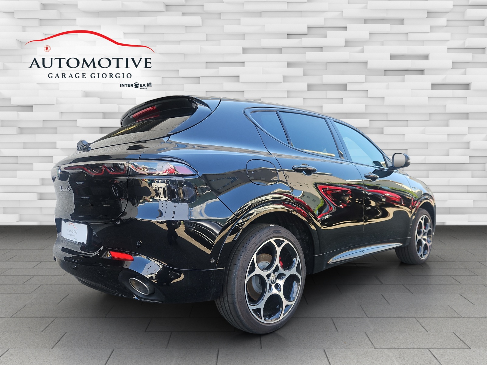 ALFA ROMEO Tonale 1.3 Plug-in-Hybrid Q4 Veloce Sky-image-3