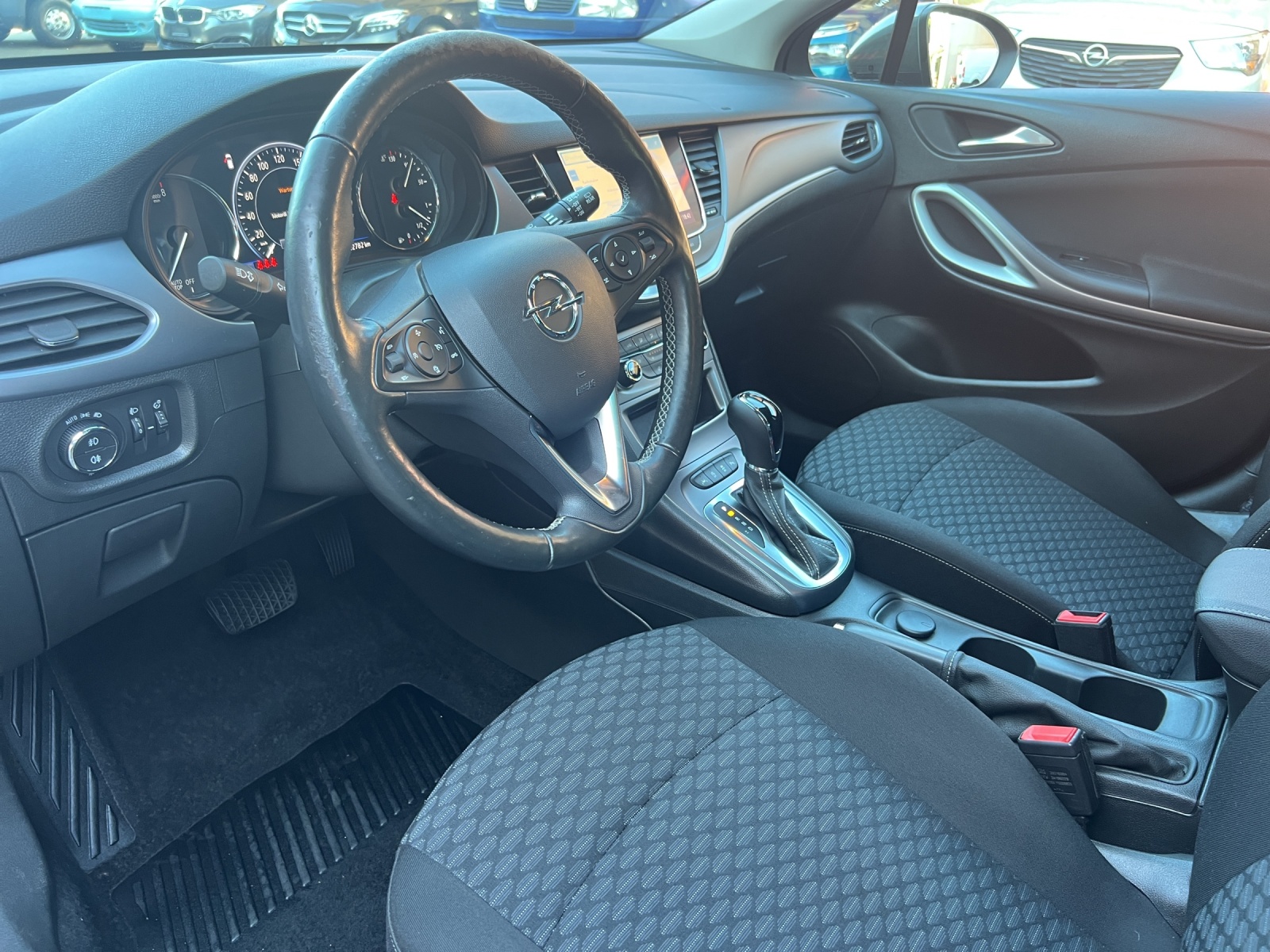 OPEL Astra 1.4i Turbo Edition-image-26