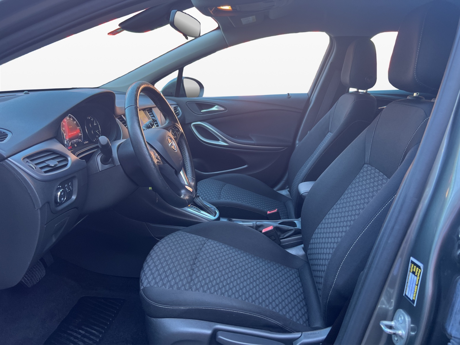 OPEL Astra 1.4i Turbo Edition-image-8