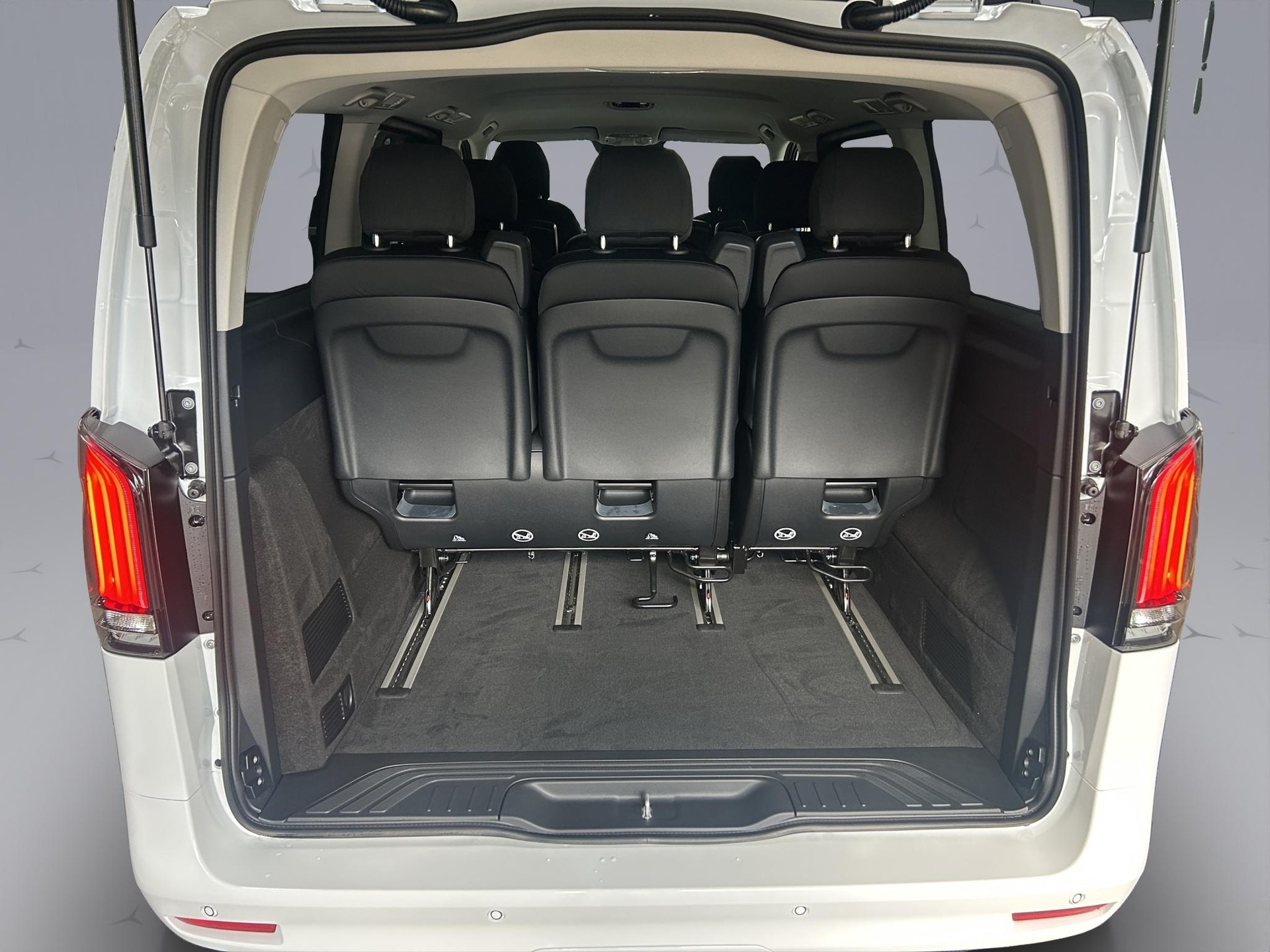 MERCEDES-BENZ Vito 116 CDI Tourer SELECT Familiy-image-18