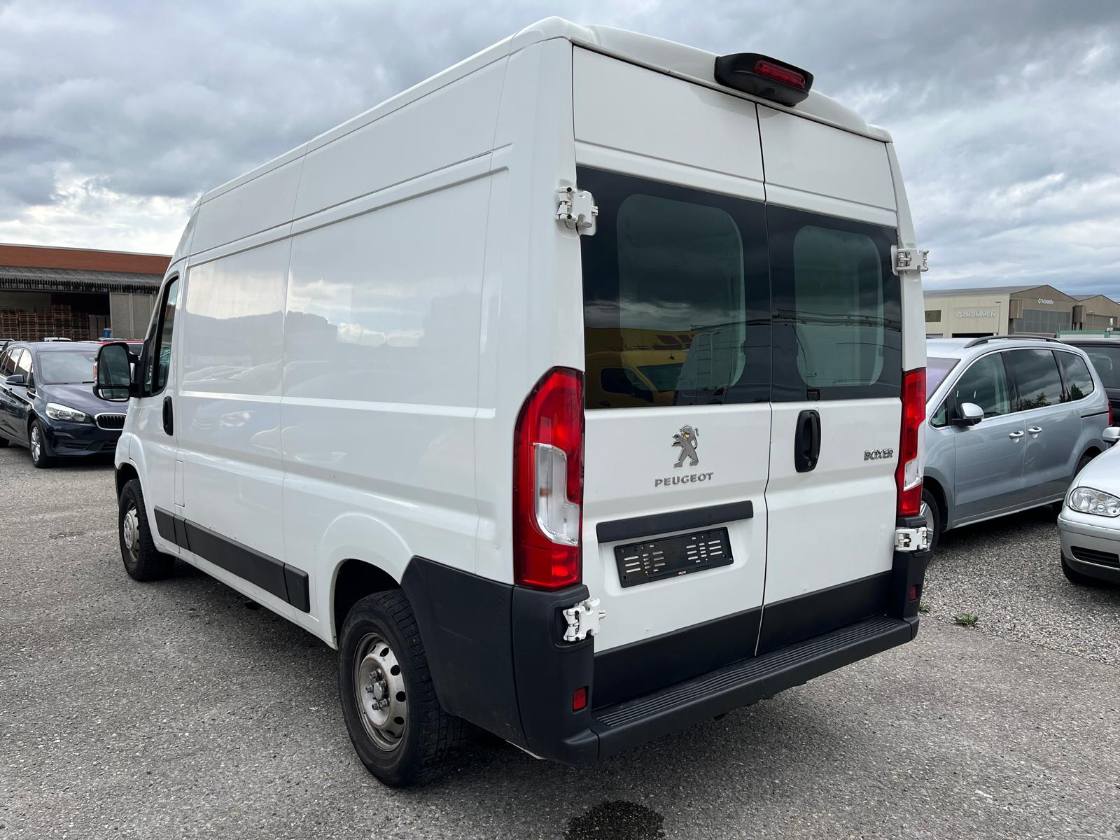 PEUGEOT Boxer 2.0 HDI 333 Allure s/s L2H2-image-4