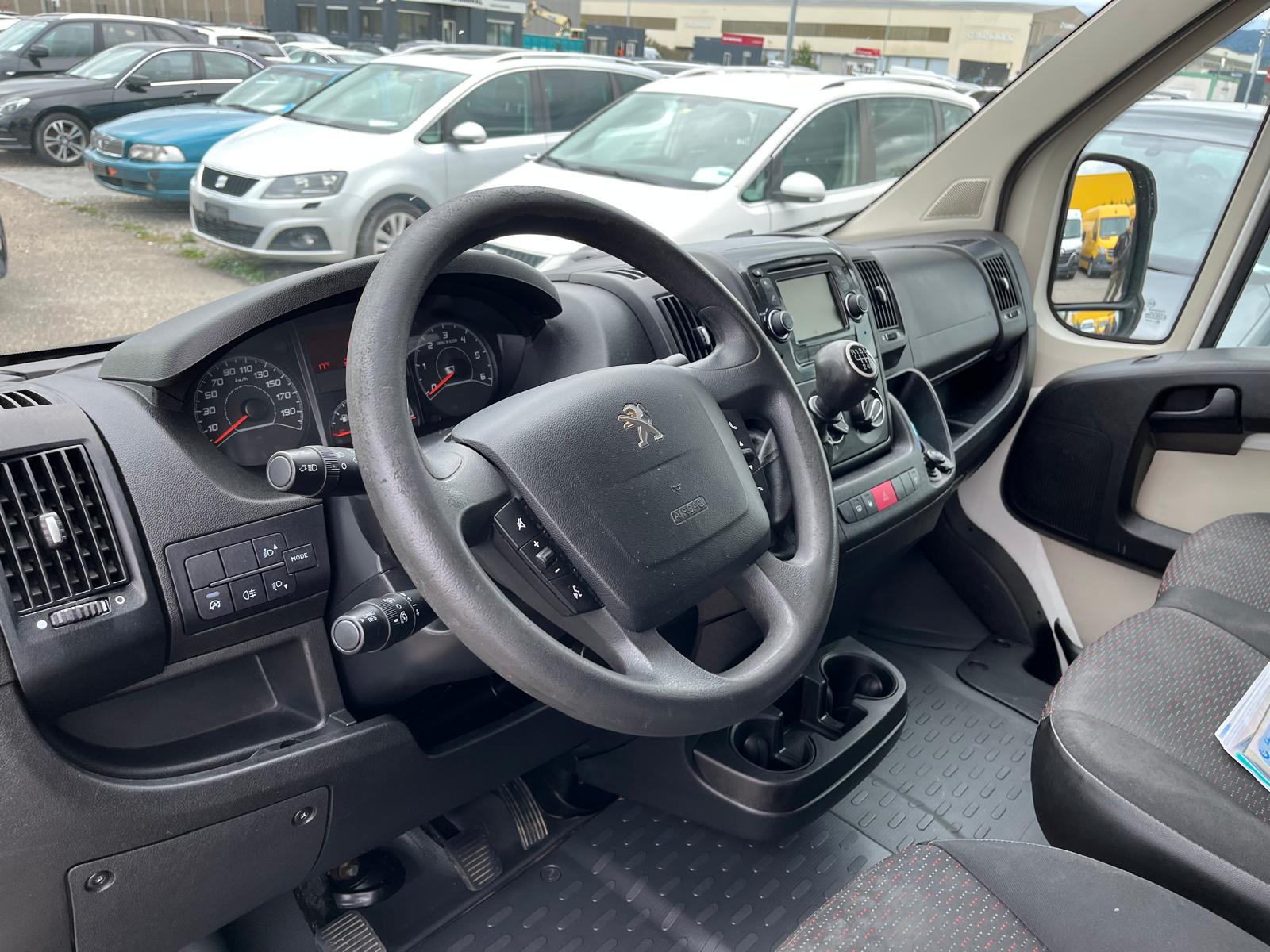 PEUGEOT Boxer 2.0 HDI 333 Allure s/s L2H2-image-10