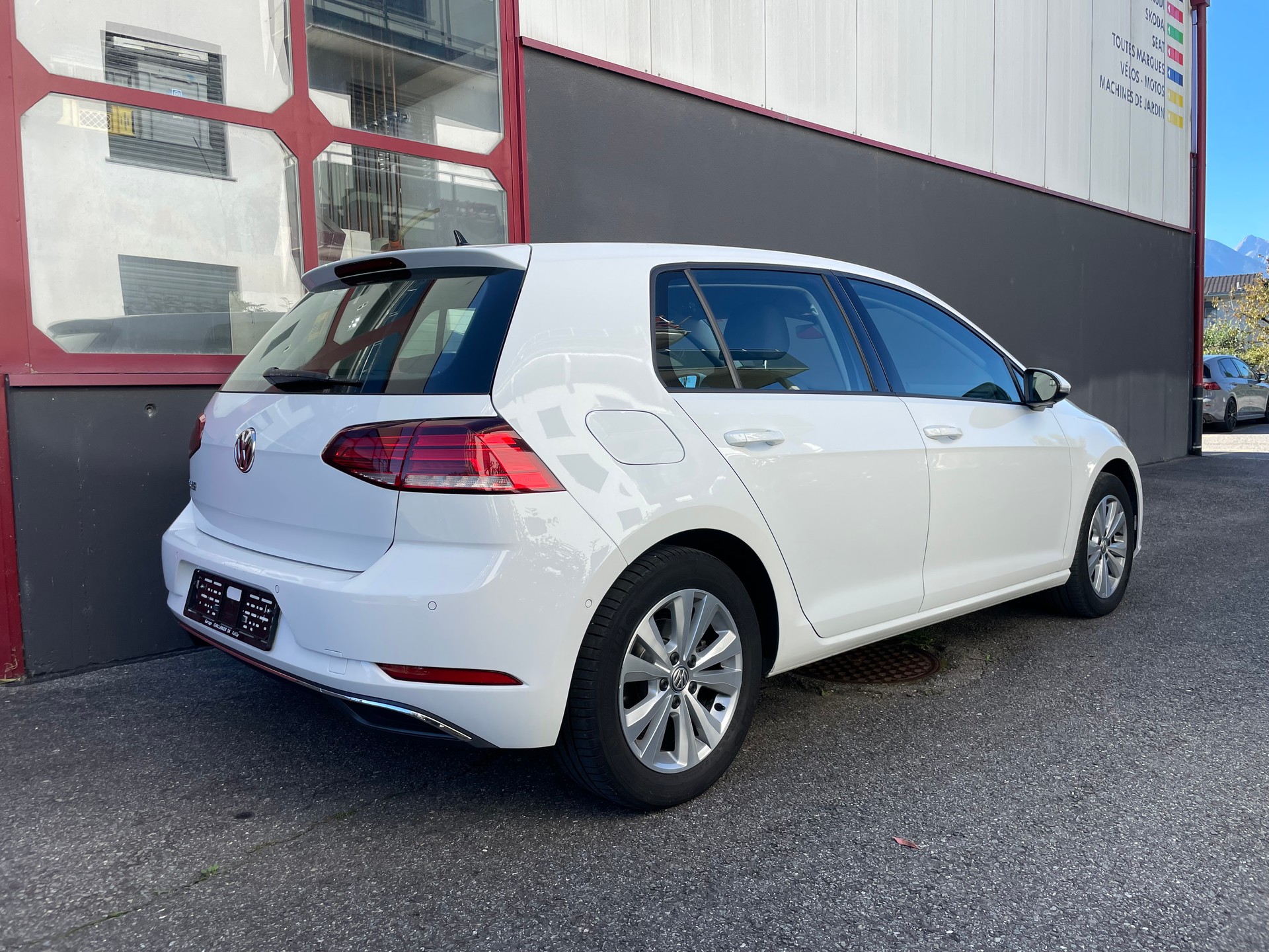 VW Golf 1.4 TSI Comfortline DSG-image-1