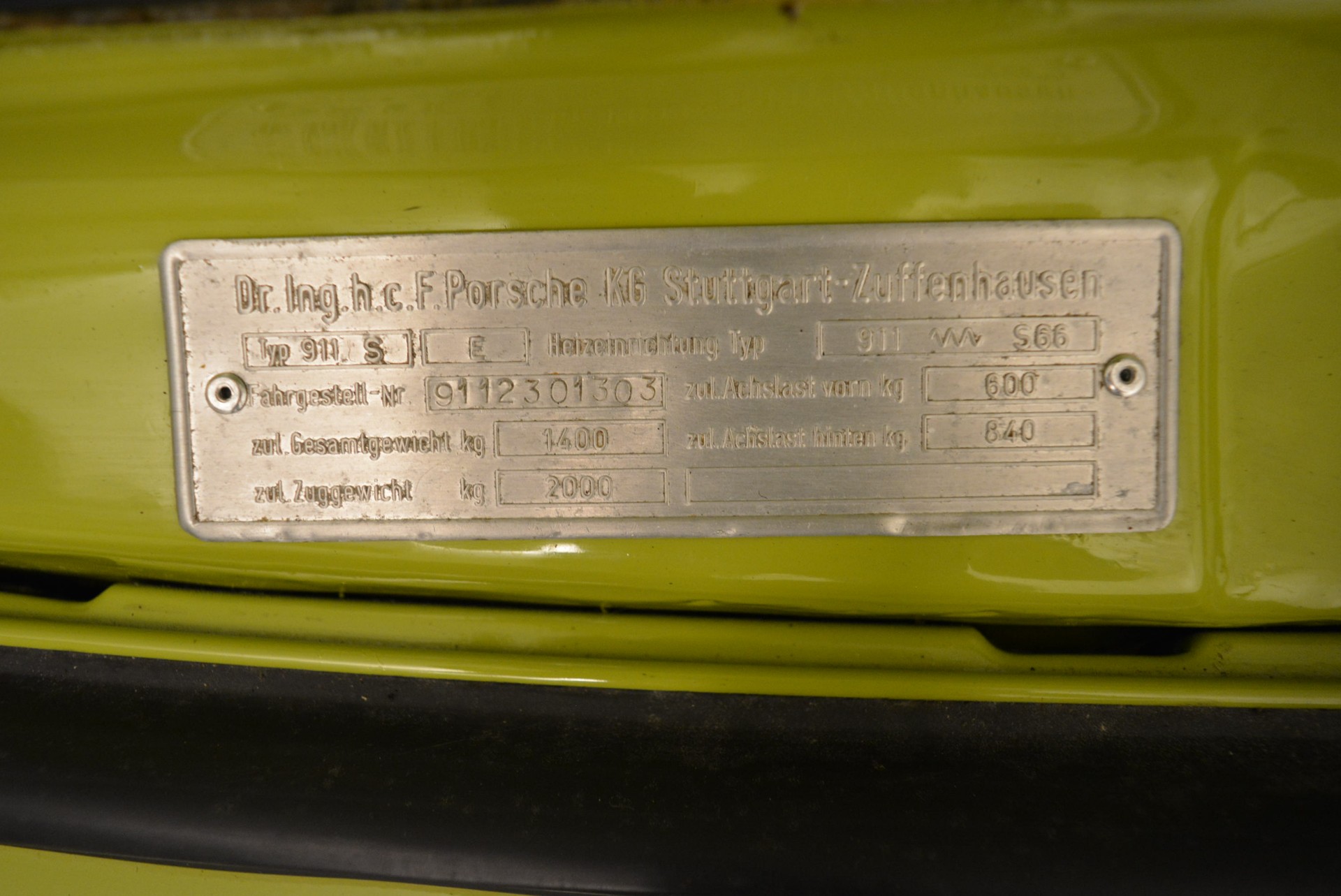 PORSCHE 911 S-image-15