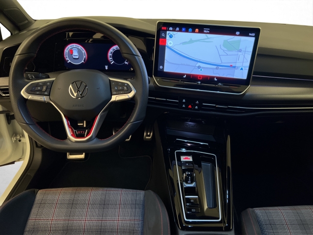 VW Golf 8 2.0 TSI GTI Black Style DSG-image-6