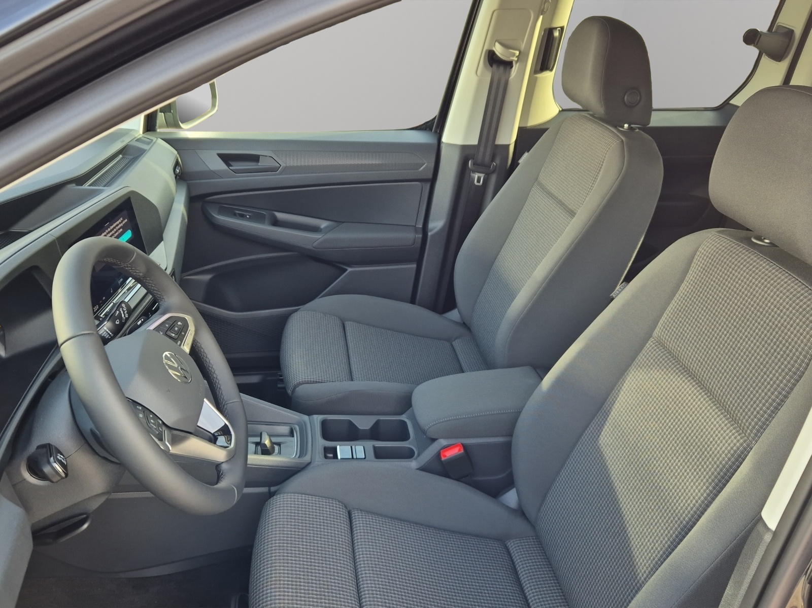 VW VW Caddy-image-5