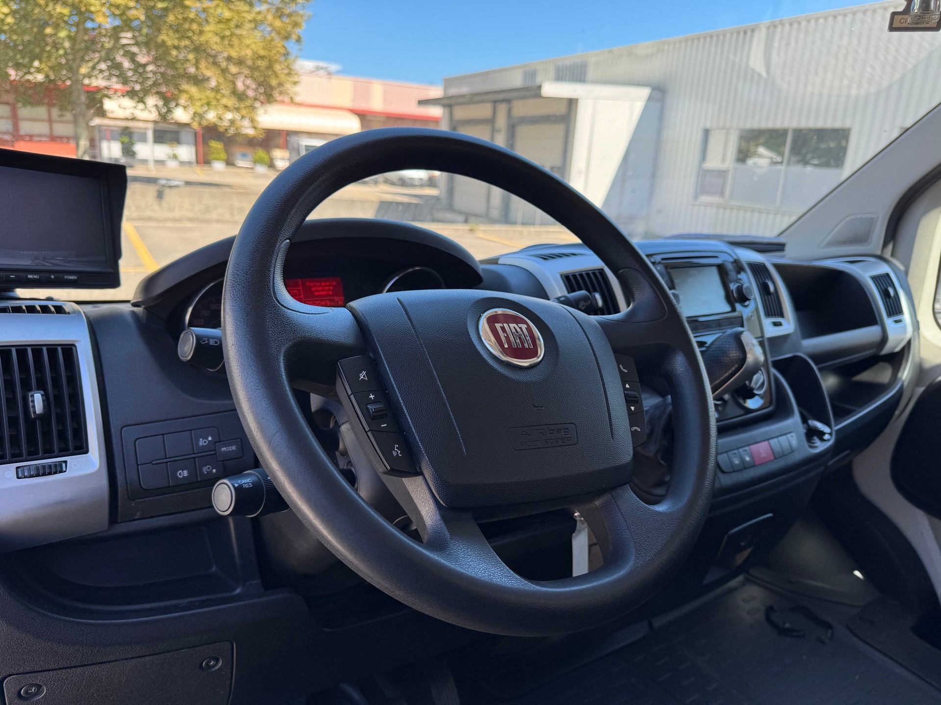 FIAT Ducato 35 2.3 MJ Comfort Matic-image-9