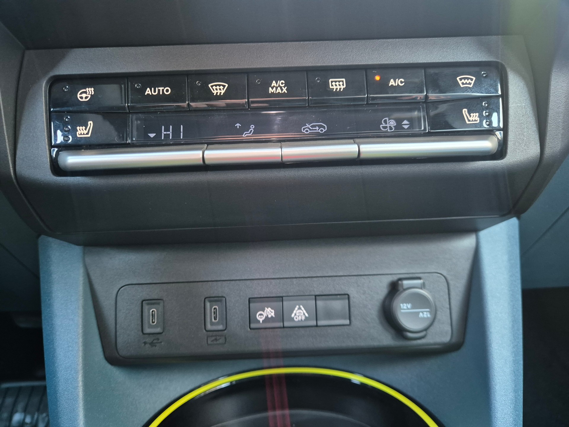 FIAT Grande Panda MHEV La Prima-image-10